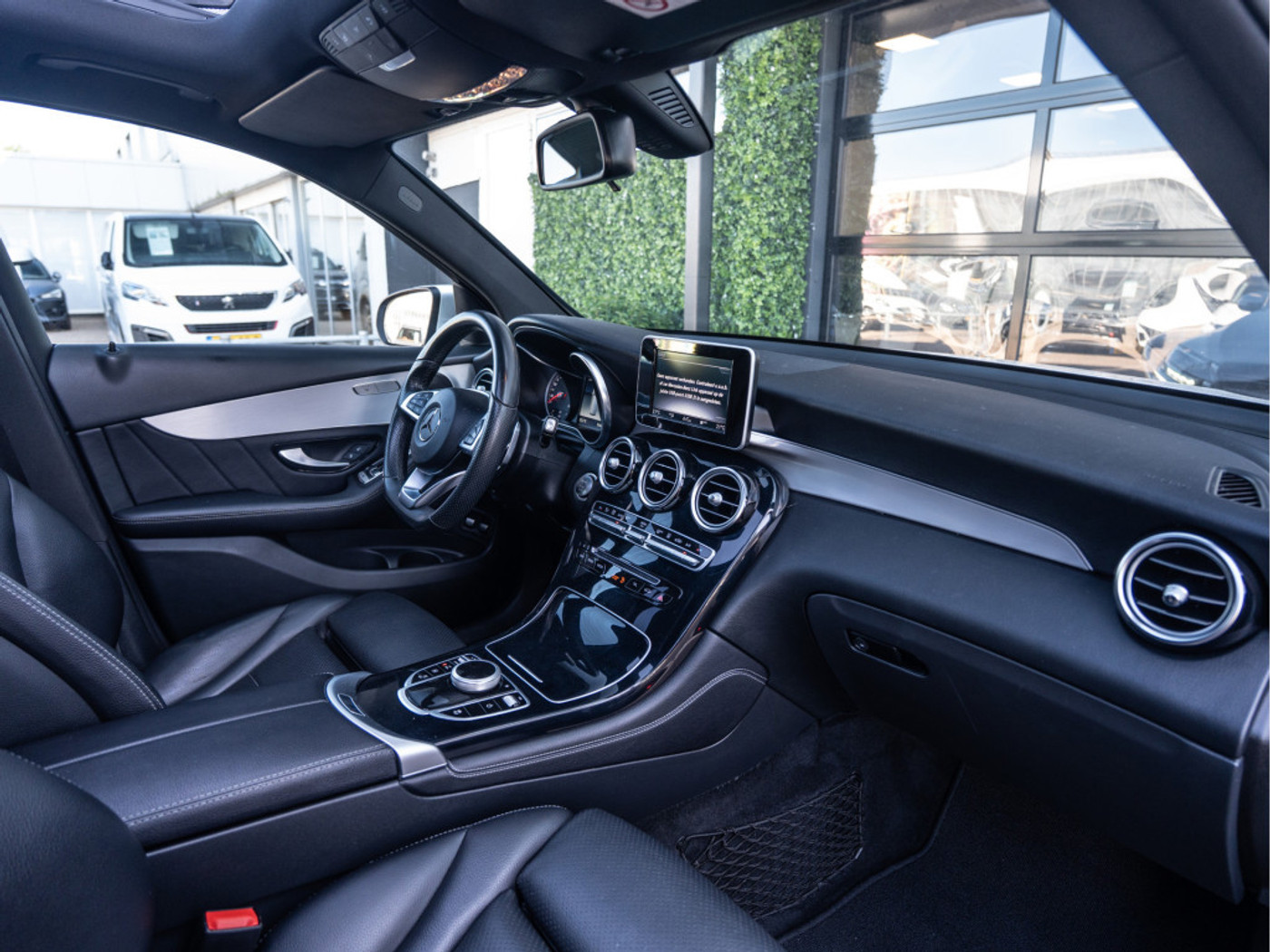 Foto van Mercedes-Benz GLC 350 E 4Matic