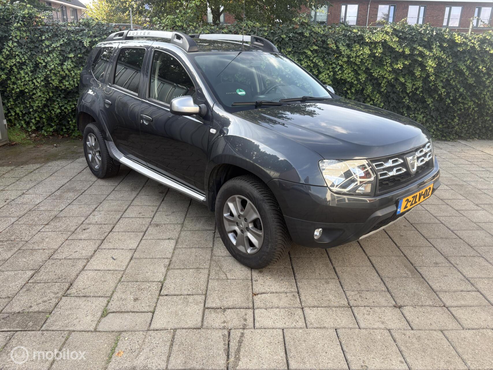 Dacia Duster 1.2 TCe 4x2 Prestige 2015 - voorkant