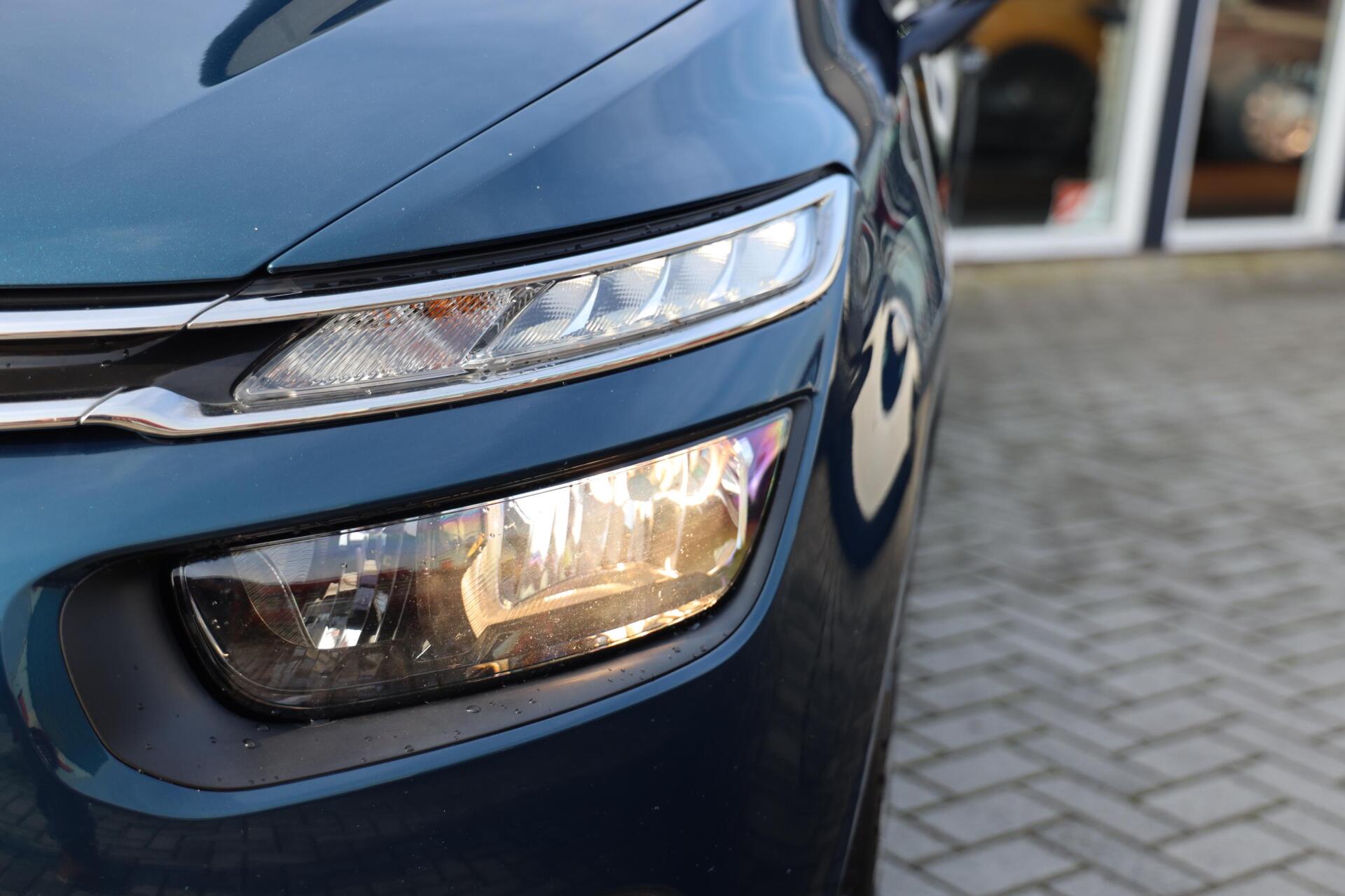 Foto van Citroen C4 Spacetourer