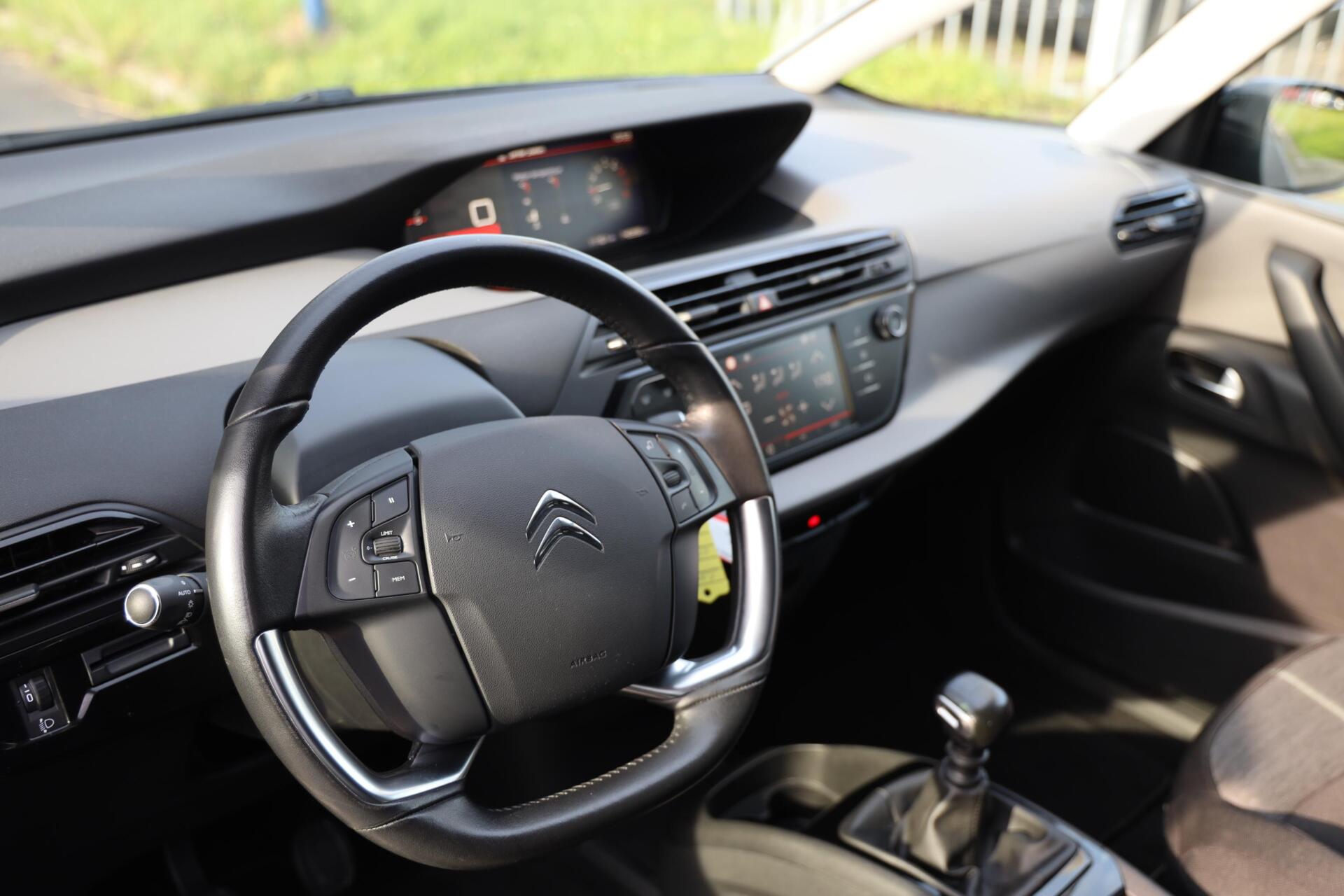 Foto van Citroen C4 Spacetourer