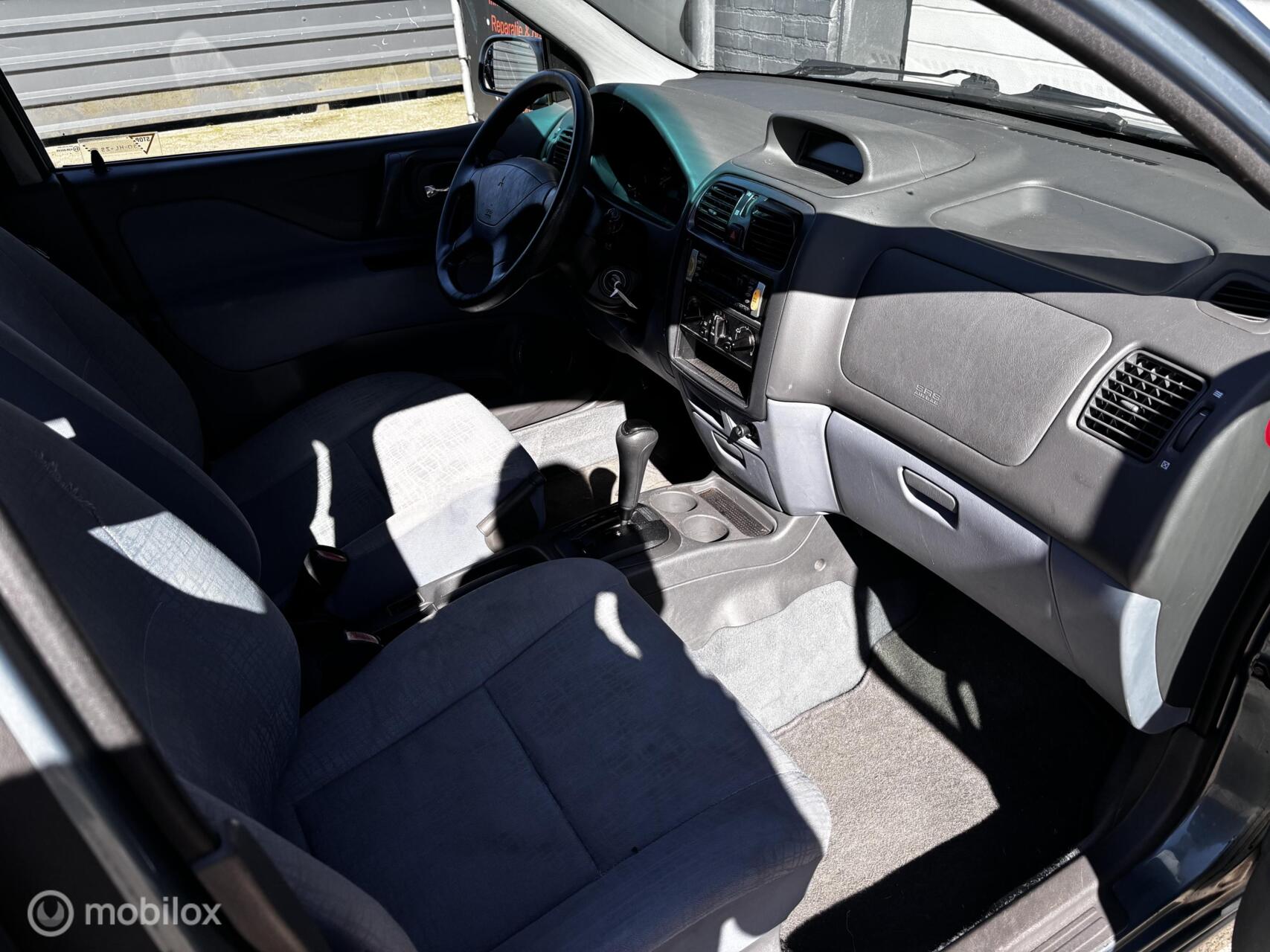 Foto van Mitsubishi Space Star