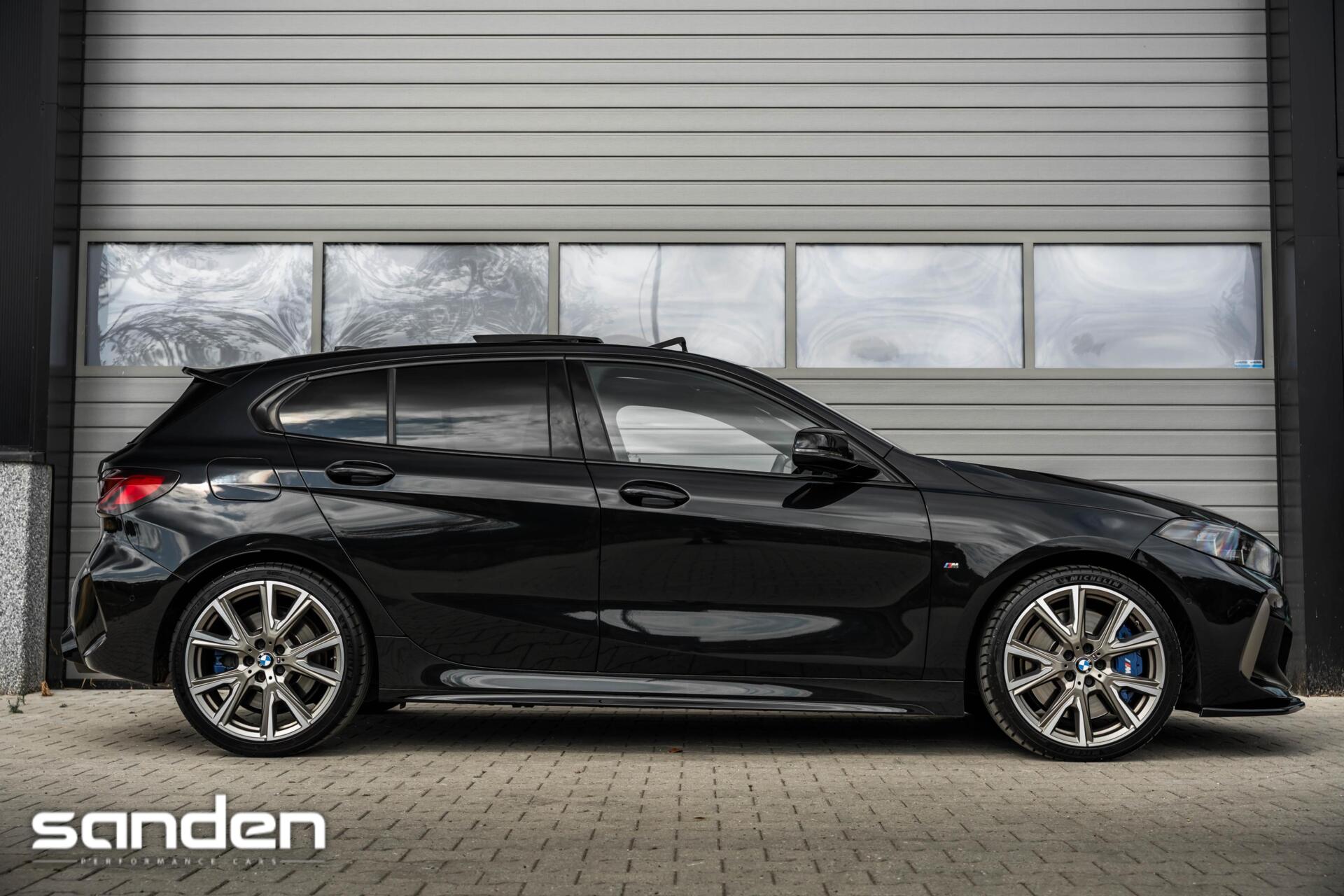 Foto van BMW M135i xDrive
