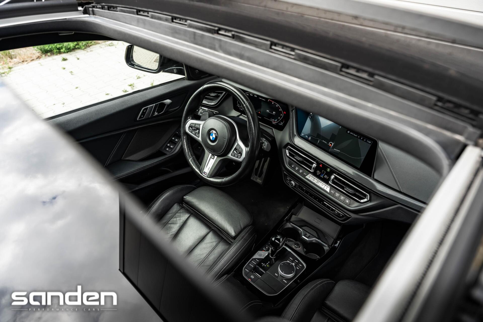 Foto van BMW M135i xDrive