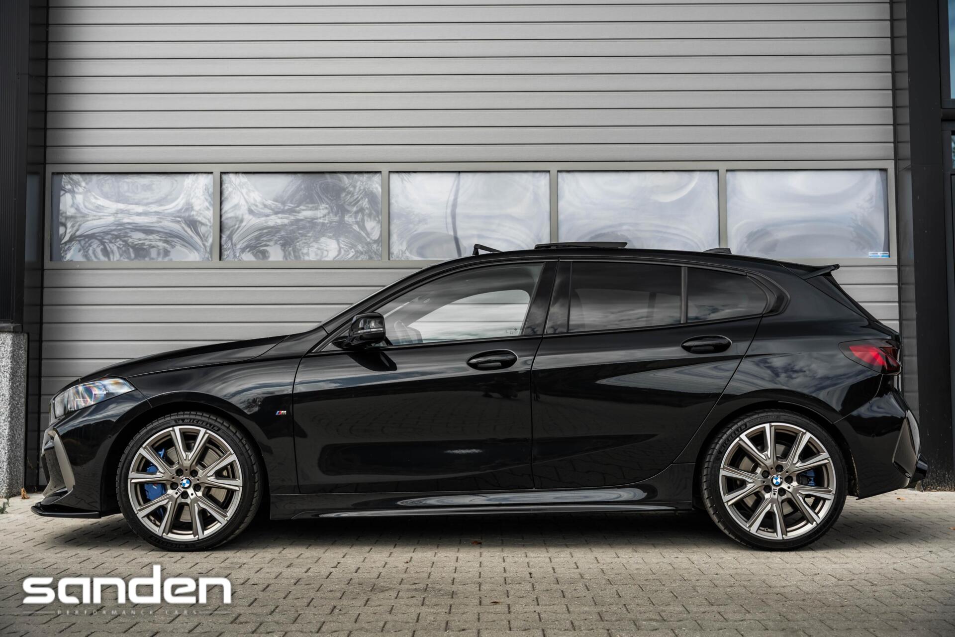 Foto van BMW M135i xDrive