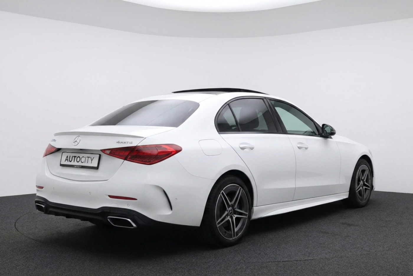 Foto van Mercedes-Benz C 300 E 4Matic