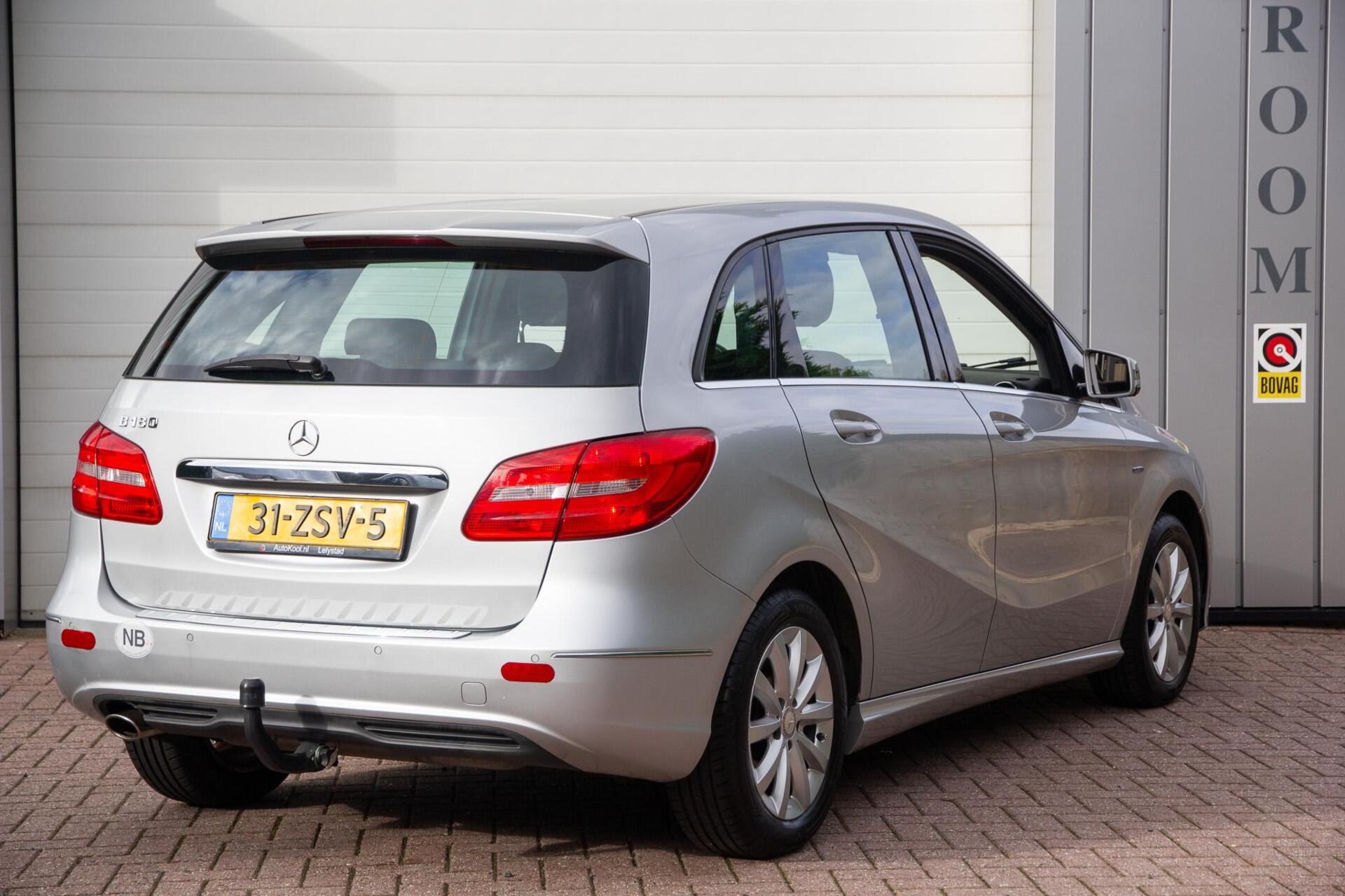 Foto van Mercedes-Benz B 180