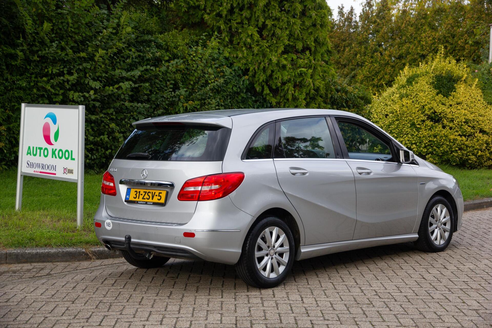 Foto van Mercedes-Benz B 180