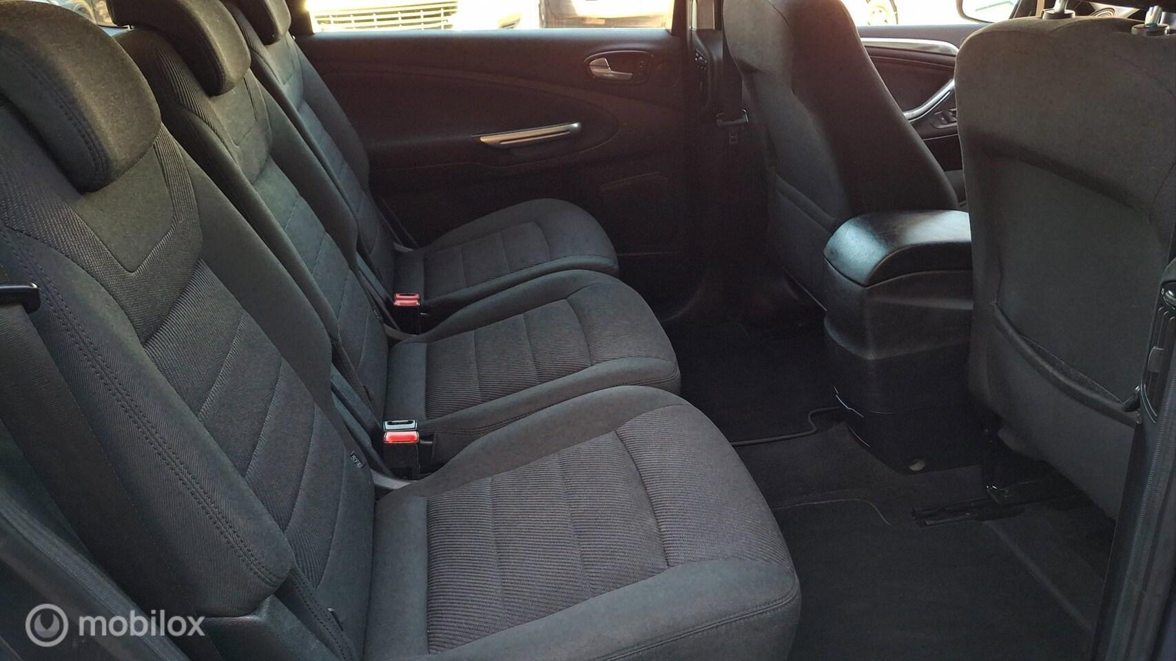 Foto van Ford S-max