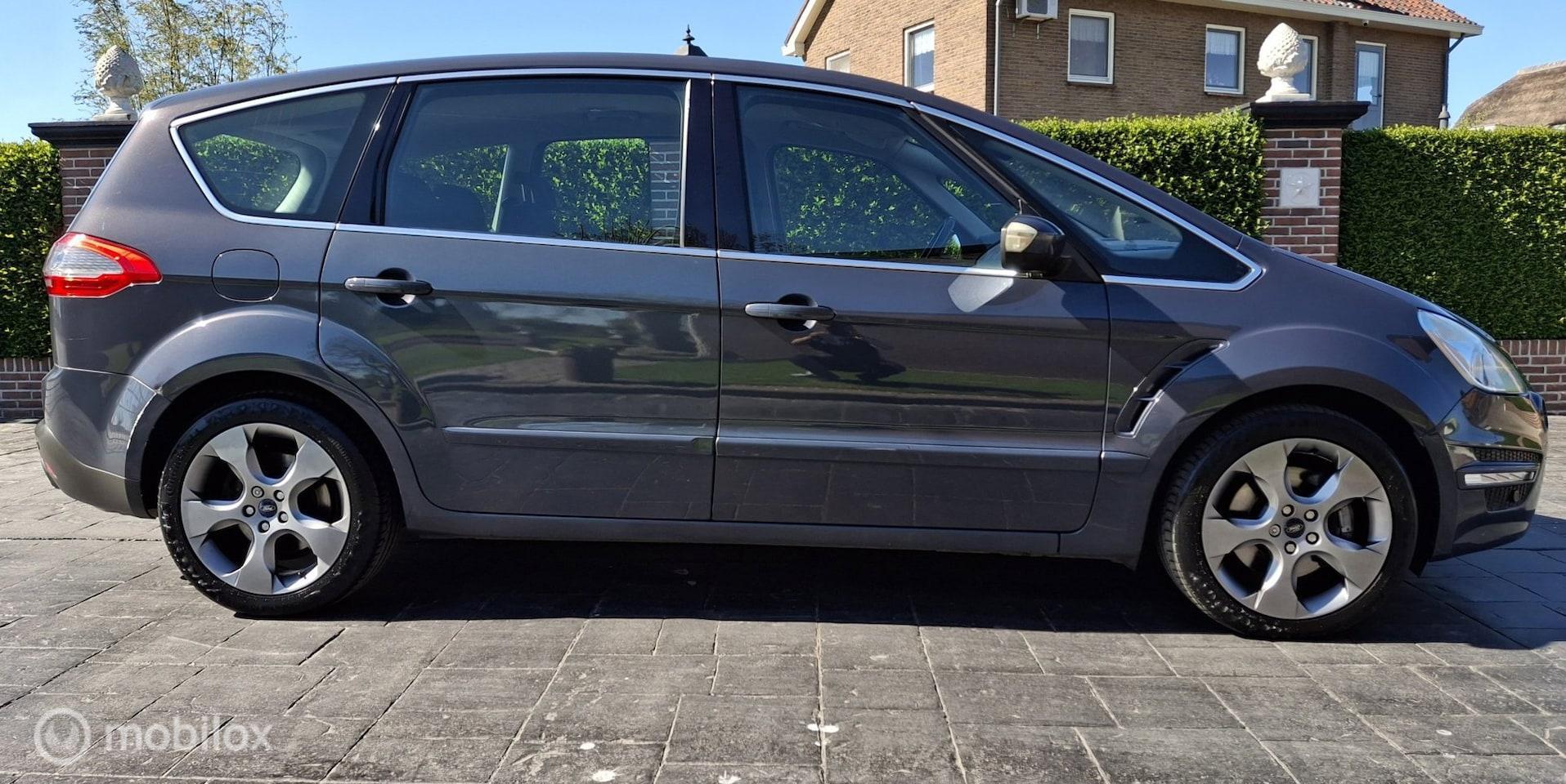 Foto van Ford S-max