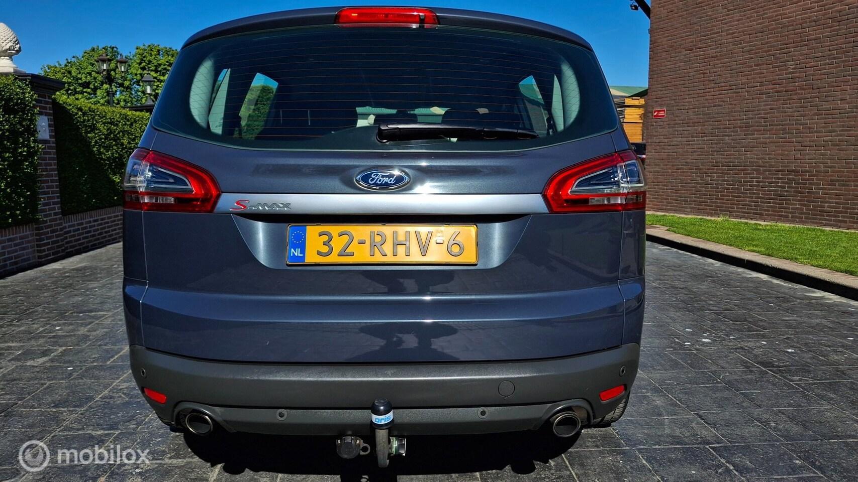 Foto van Ford S-max