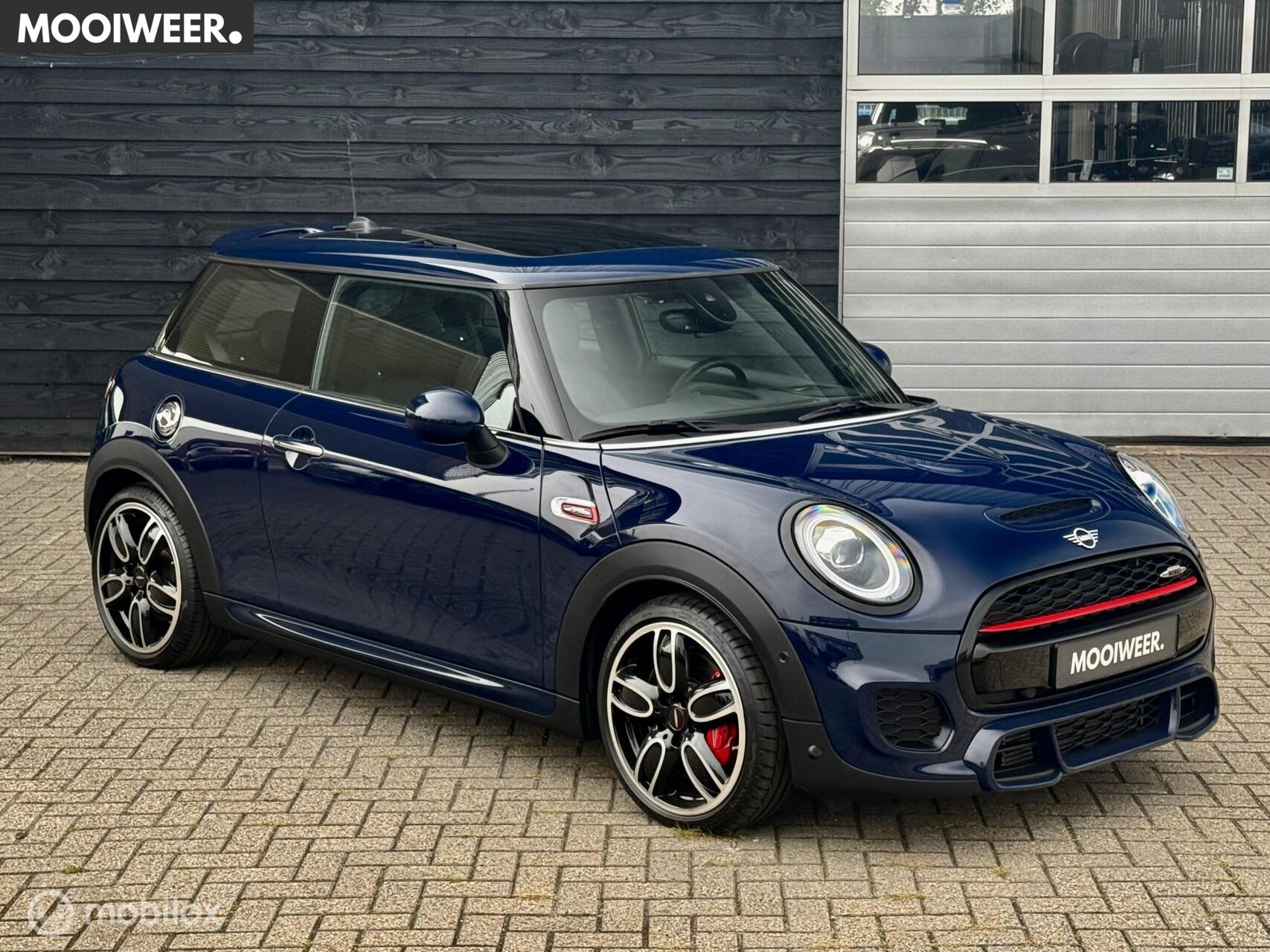 Mini John Cooper Works 2.0 John Cooper Works Chili | Pano | Leder | HUD | 231 PK 2019 - voorkant
