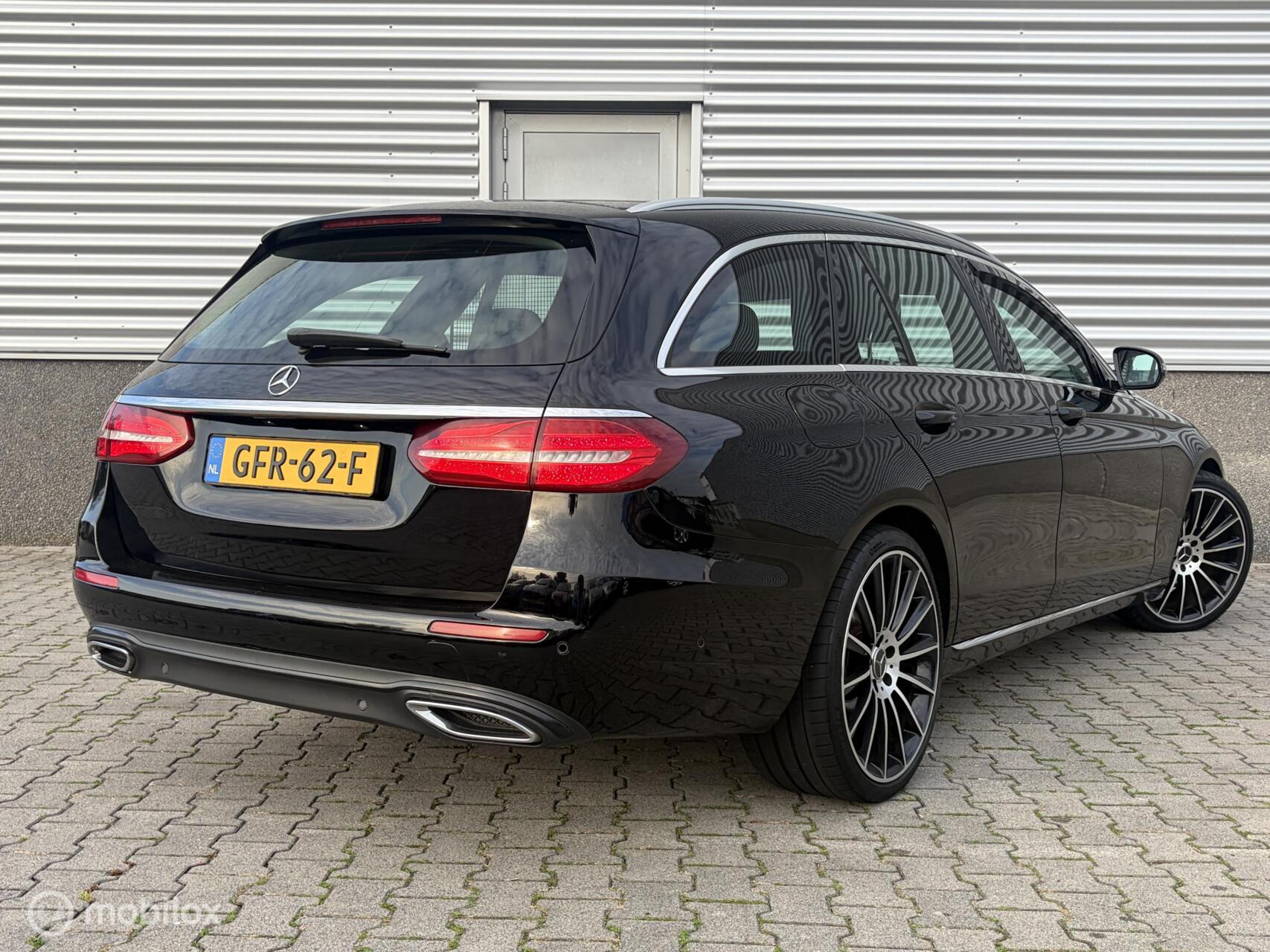 Foto van Mercedes-Benz E 200 D