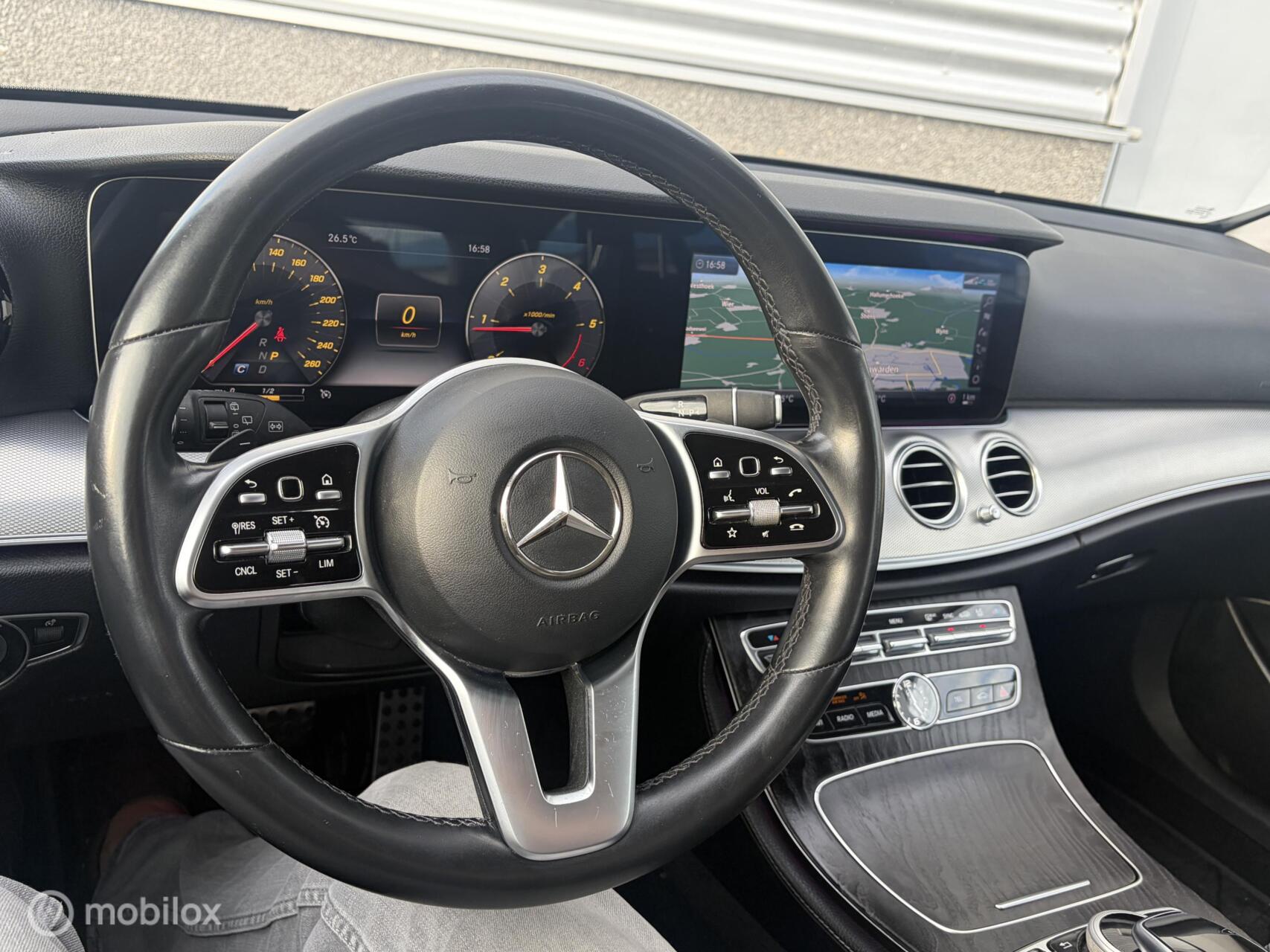 Foto van Mercedes-Benz E 200 D