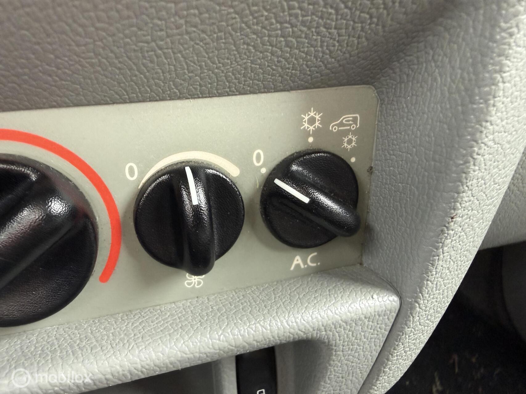 Foto van Renault Kangoo