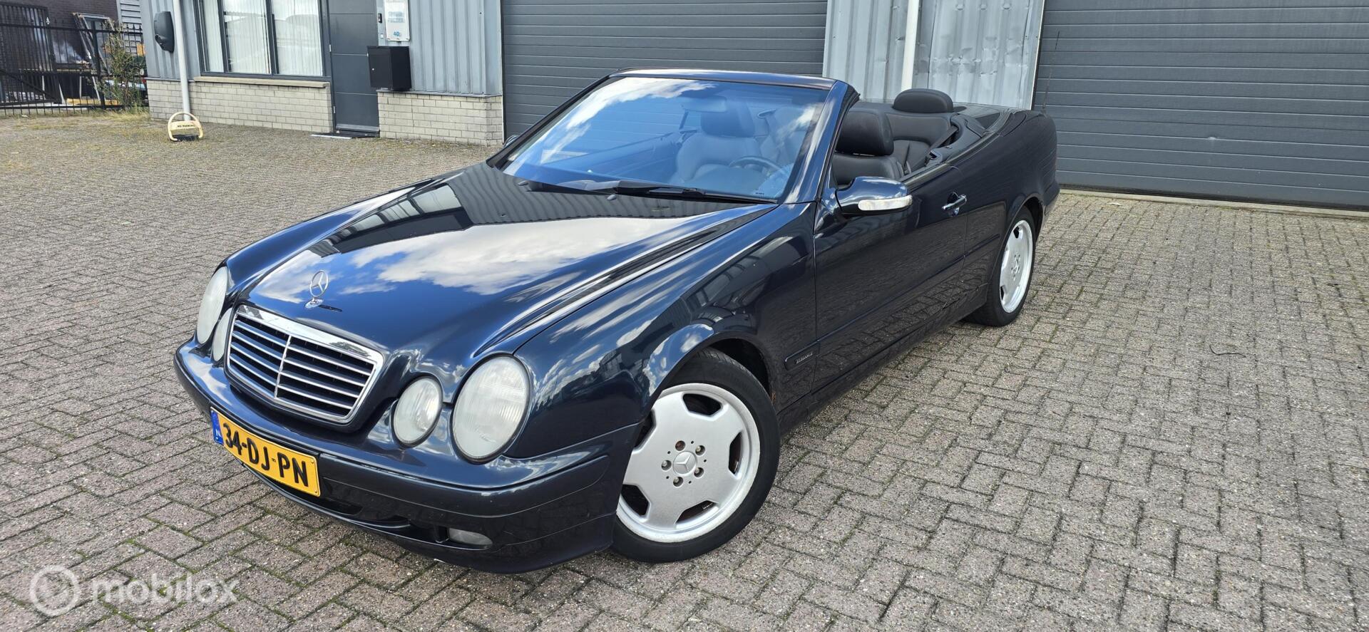Foto van Mercedes-Benz CLK 230 Kompressor