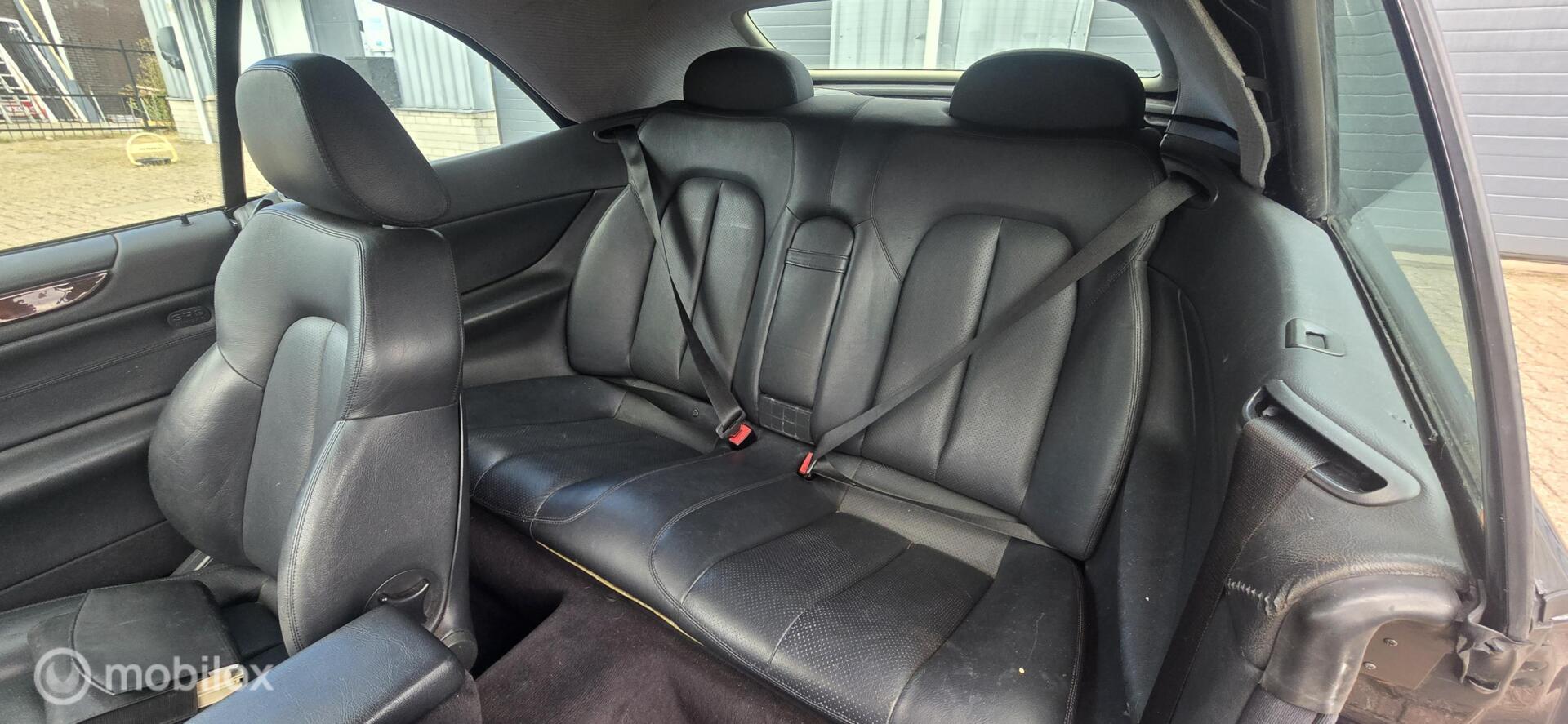 Foto van Mercedes-Benz CLK 230 Kompressor