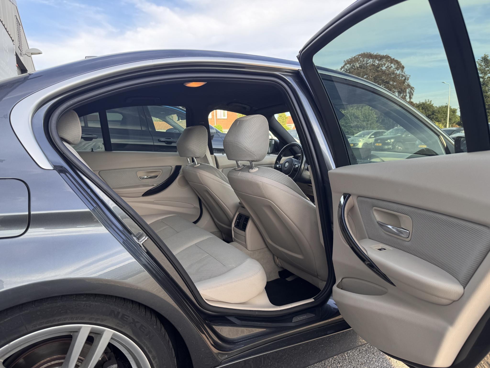 Foto van BMW 320i