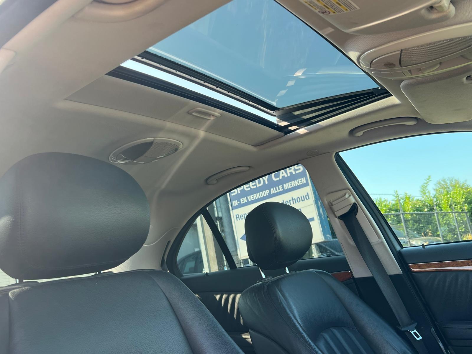 Foto van Mercedes-Benz E 300 Bluetec