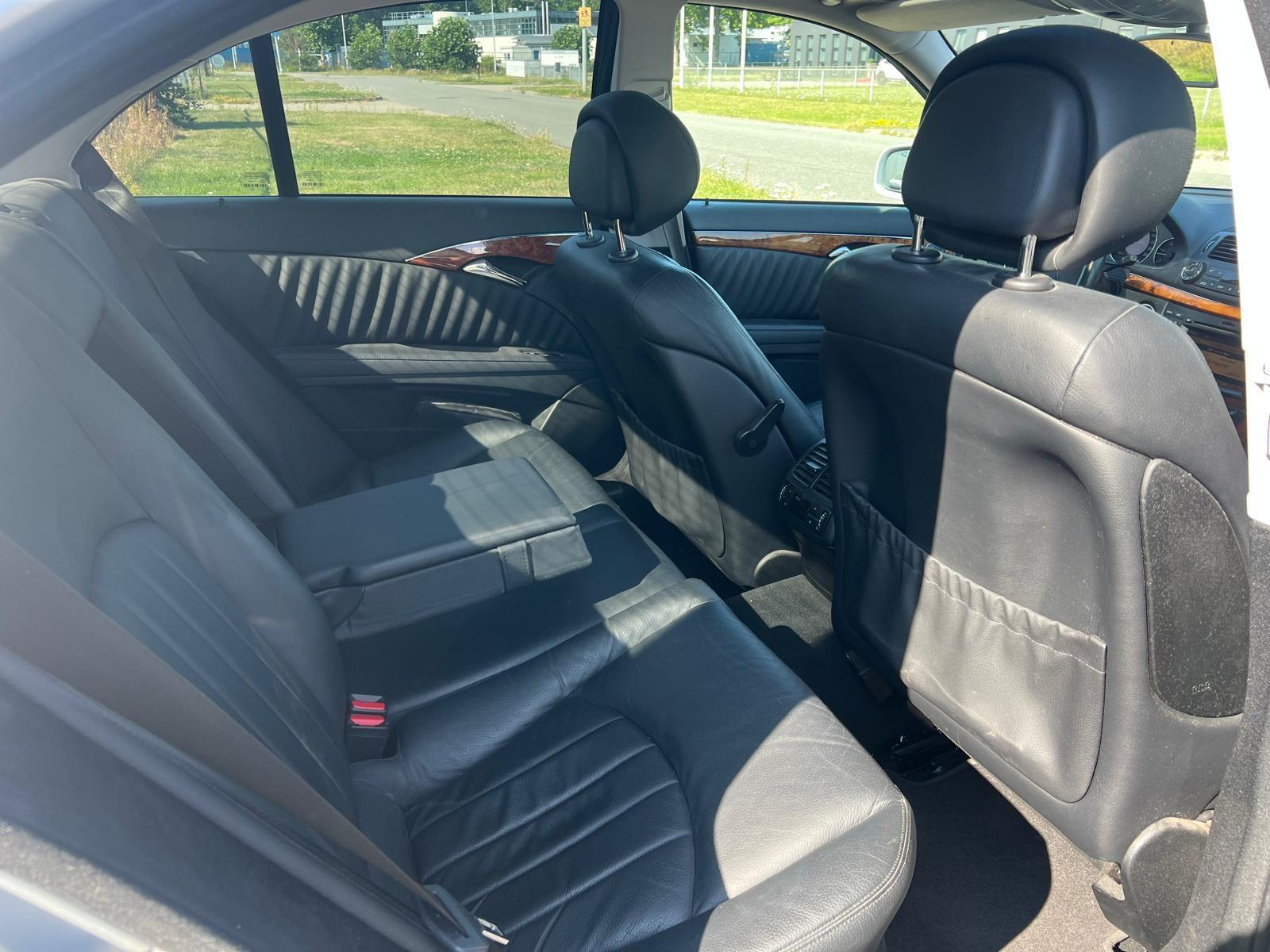 Foto van Mercedes-Benz E 300 Bluetec