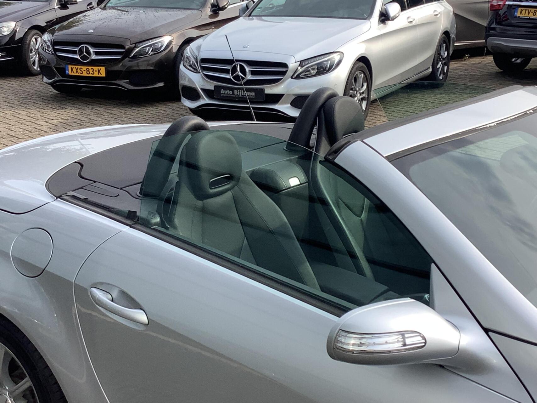 Foto van Mercedes-Benz SLK 280