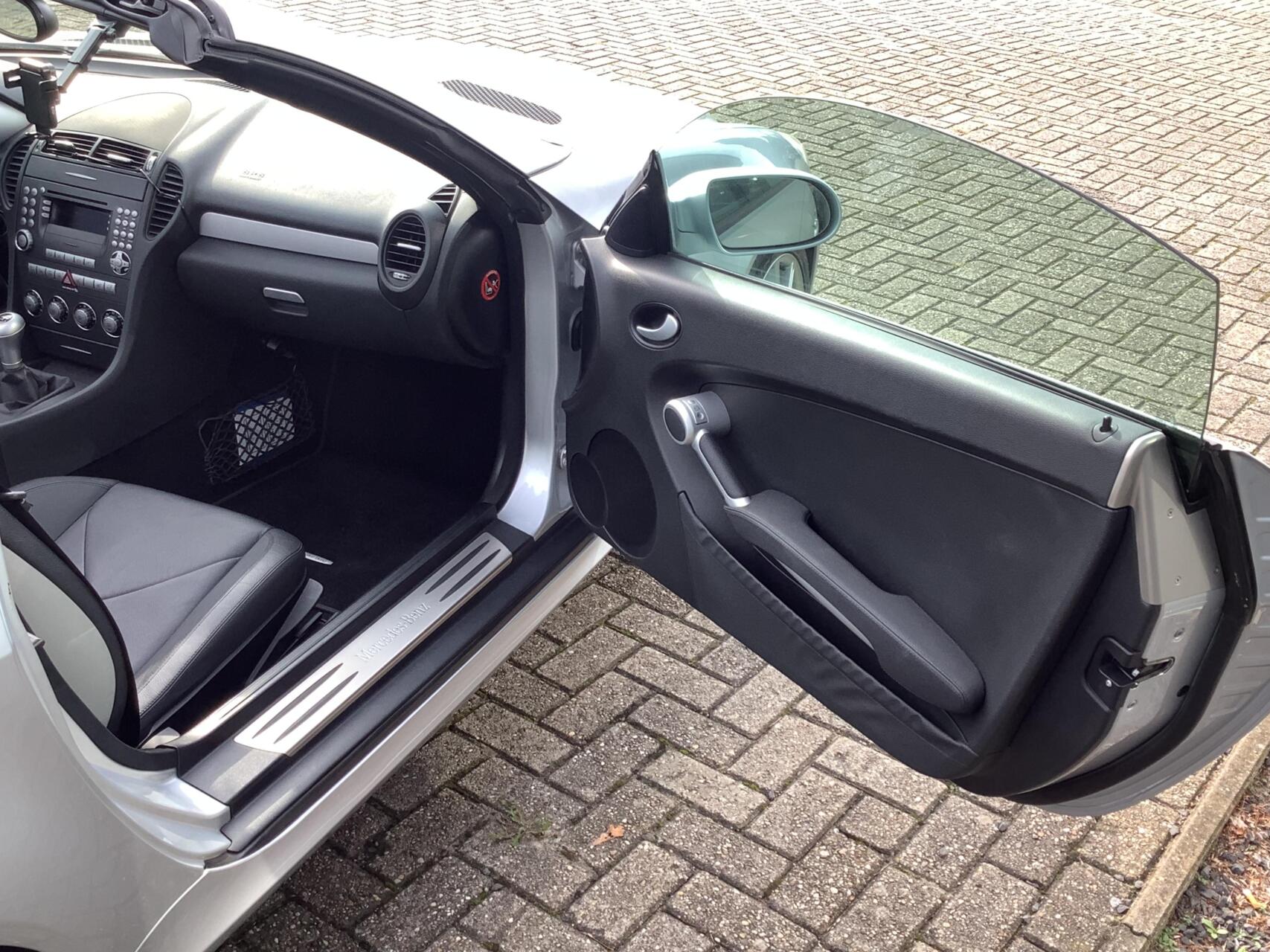 Foto van Mercedes-Benz SLK 280