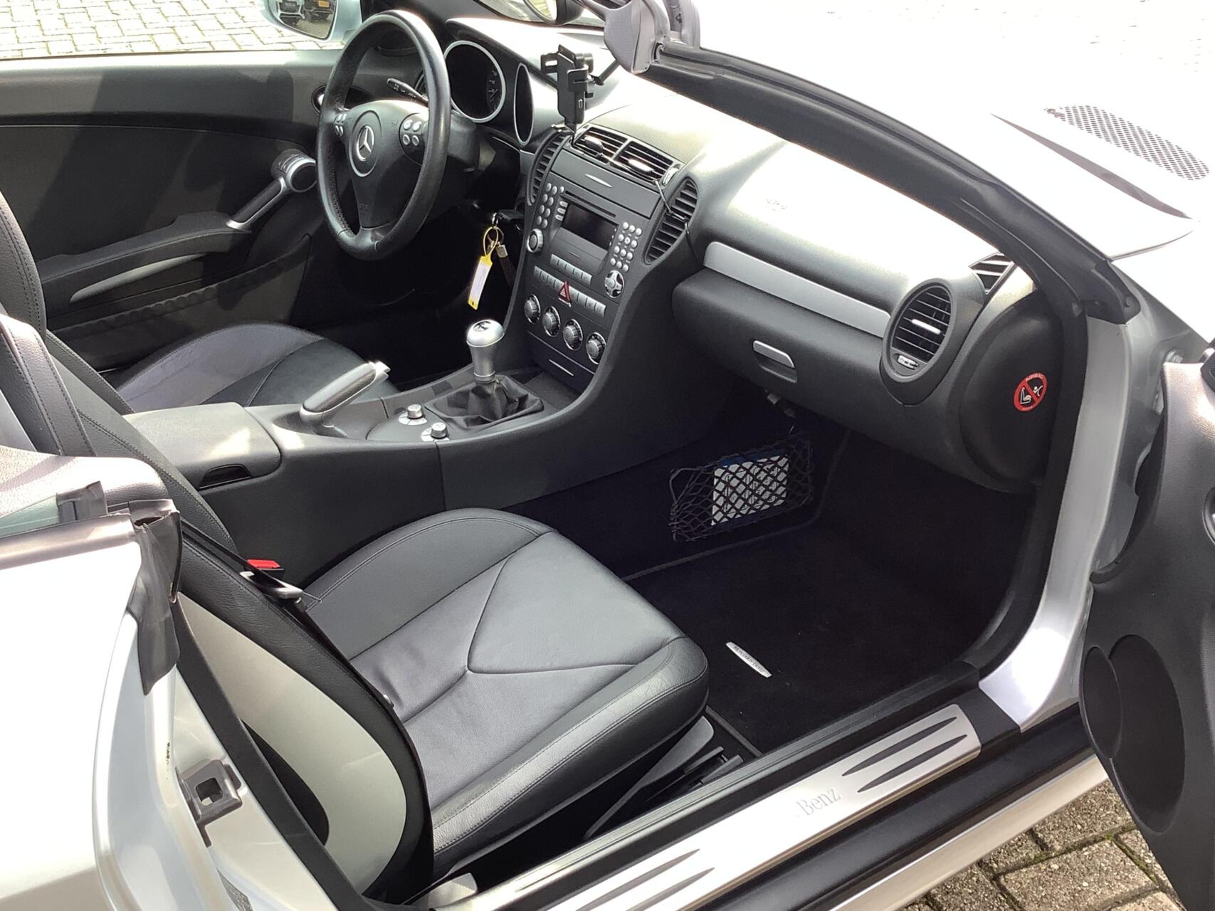 Foto van Mercedes-Benz SLK 280