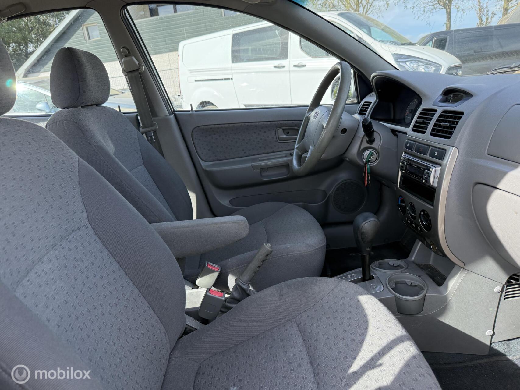 Foto van Kia Kia Rio