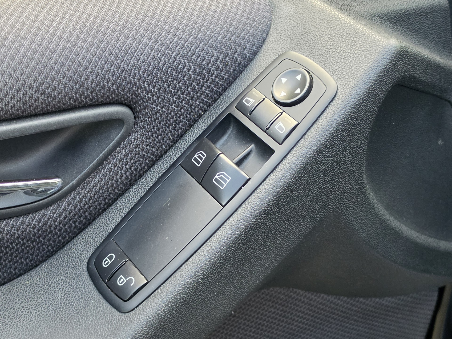 Foto van Mercedes-Benz B 160