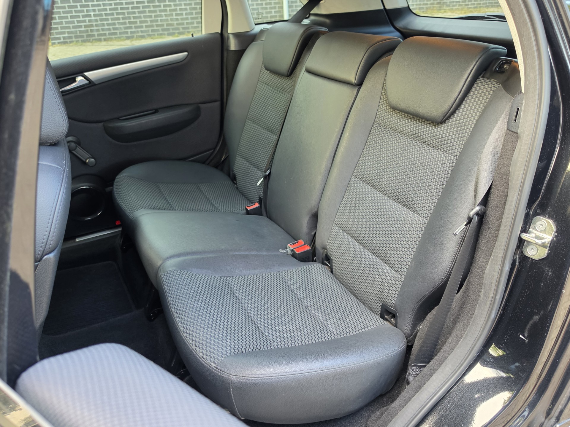 Foto van Mercedes-Benz B 160