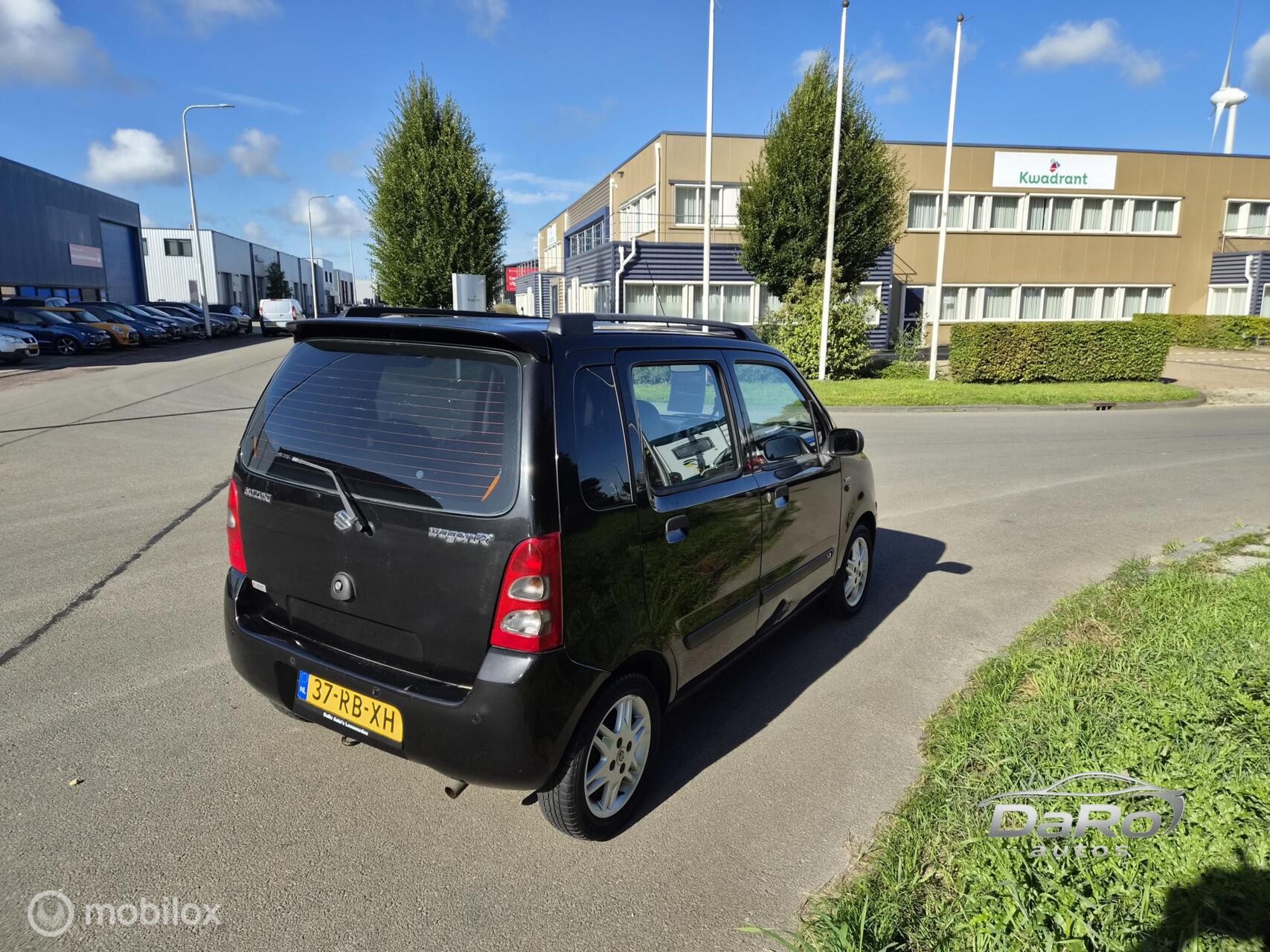 Foto van Suzuki Wagon R