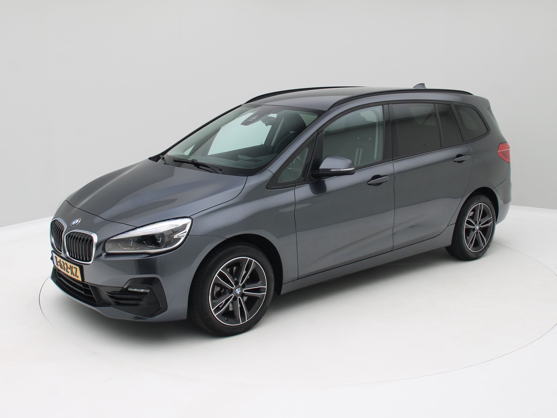 BMW 218i Gran Tourer 218i Executive Edition / 7p. / Aut. / Trekh. / Sport / Origineel NL 2021 - voorkant