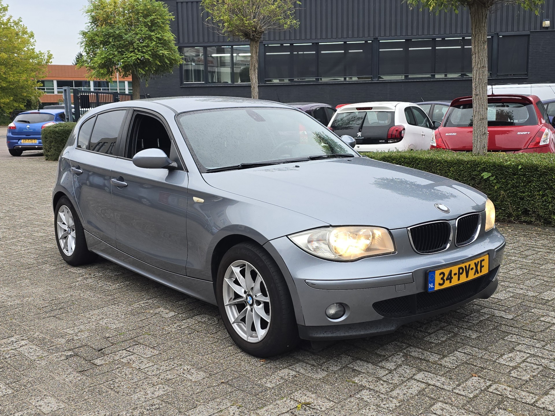 BMW 1er Reihe 118i High Executive Handel / Export | Lezen!! 2005 - voorkant