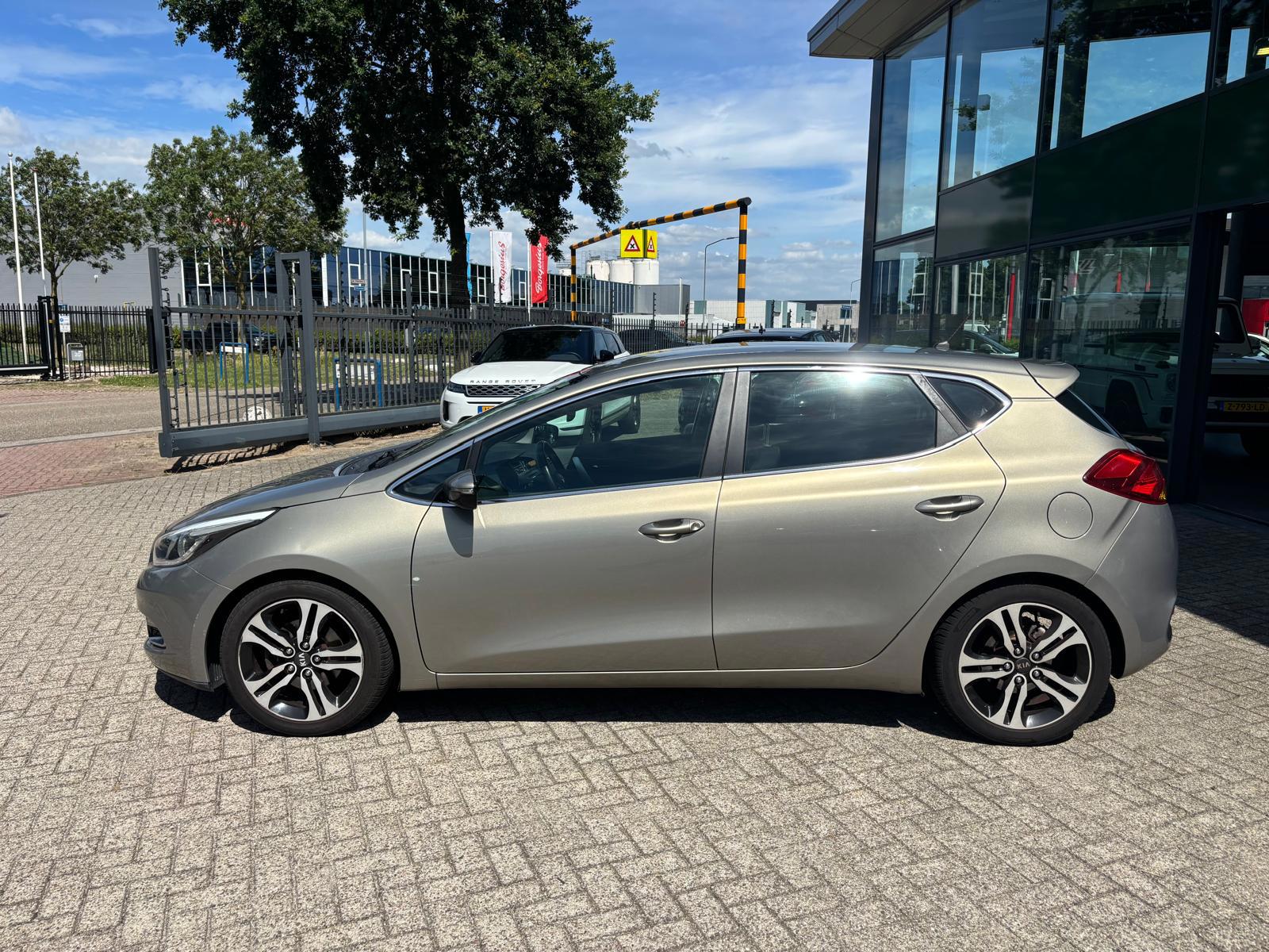 Foto van Kia Cee D