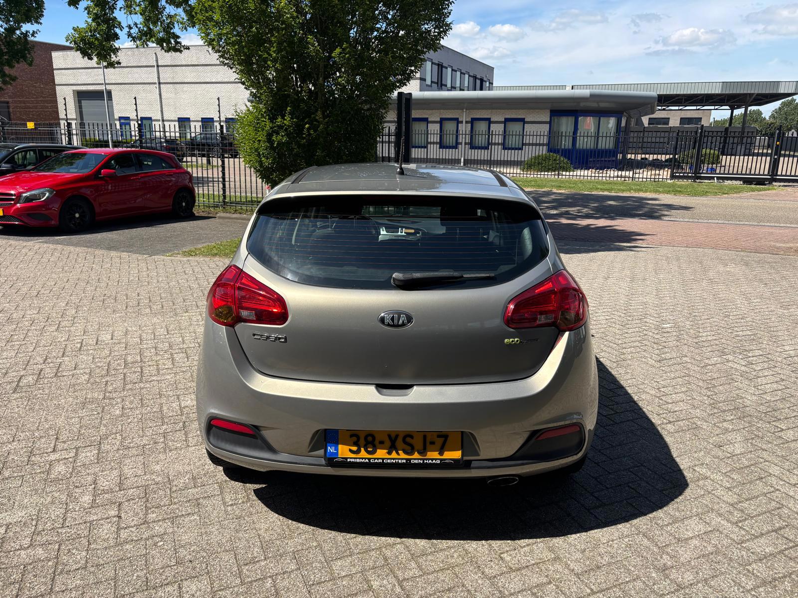 Foto van Kia Cee D