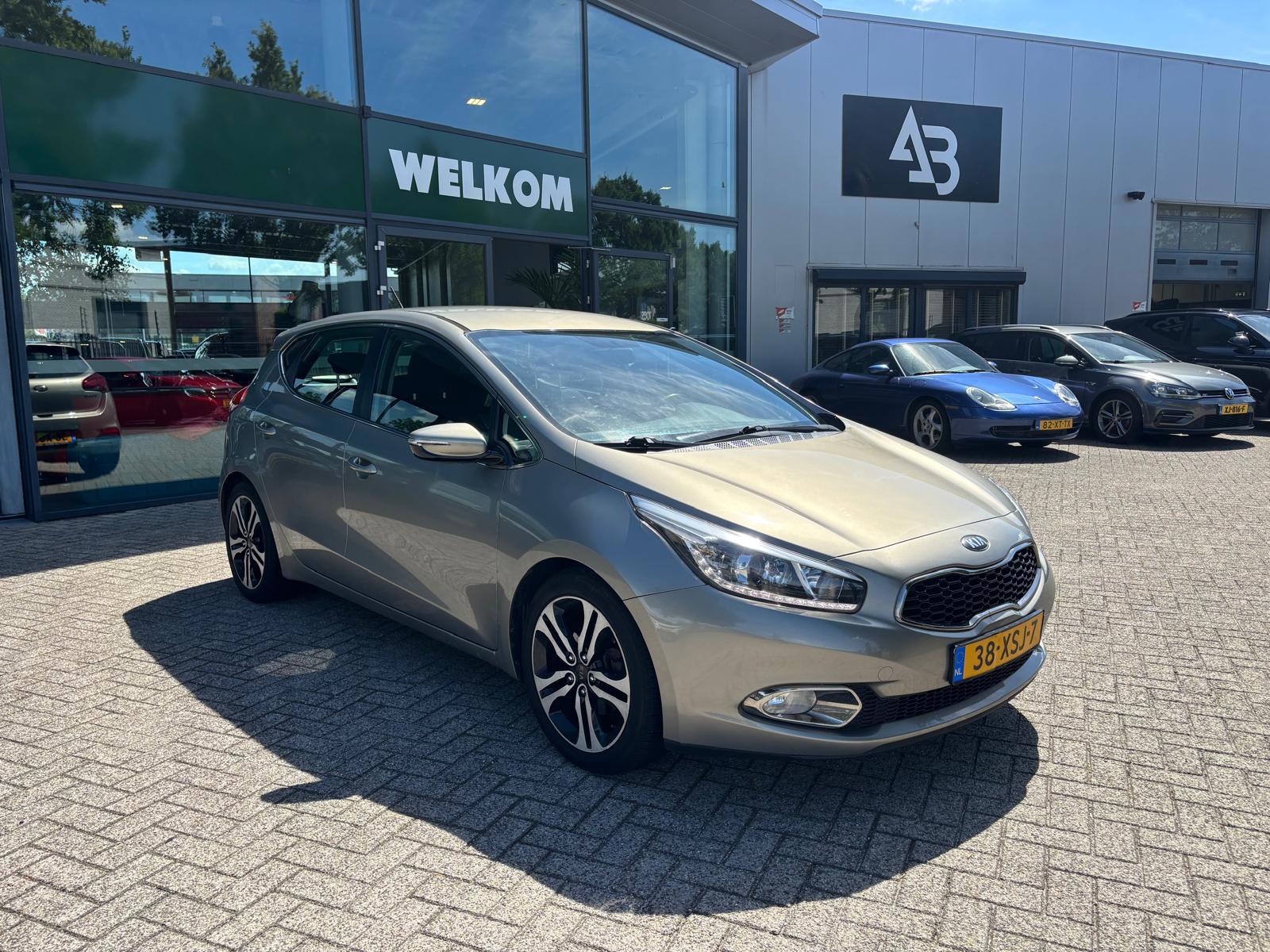 Foto van Kia Cee D