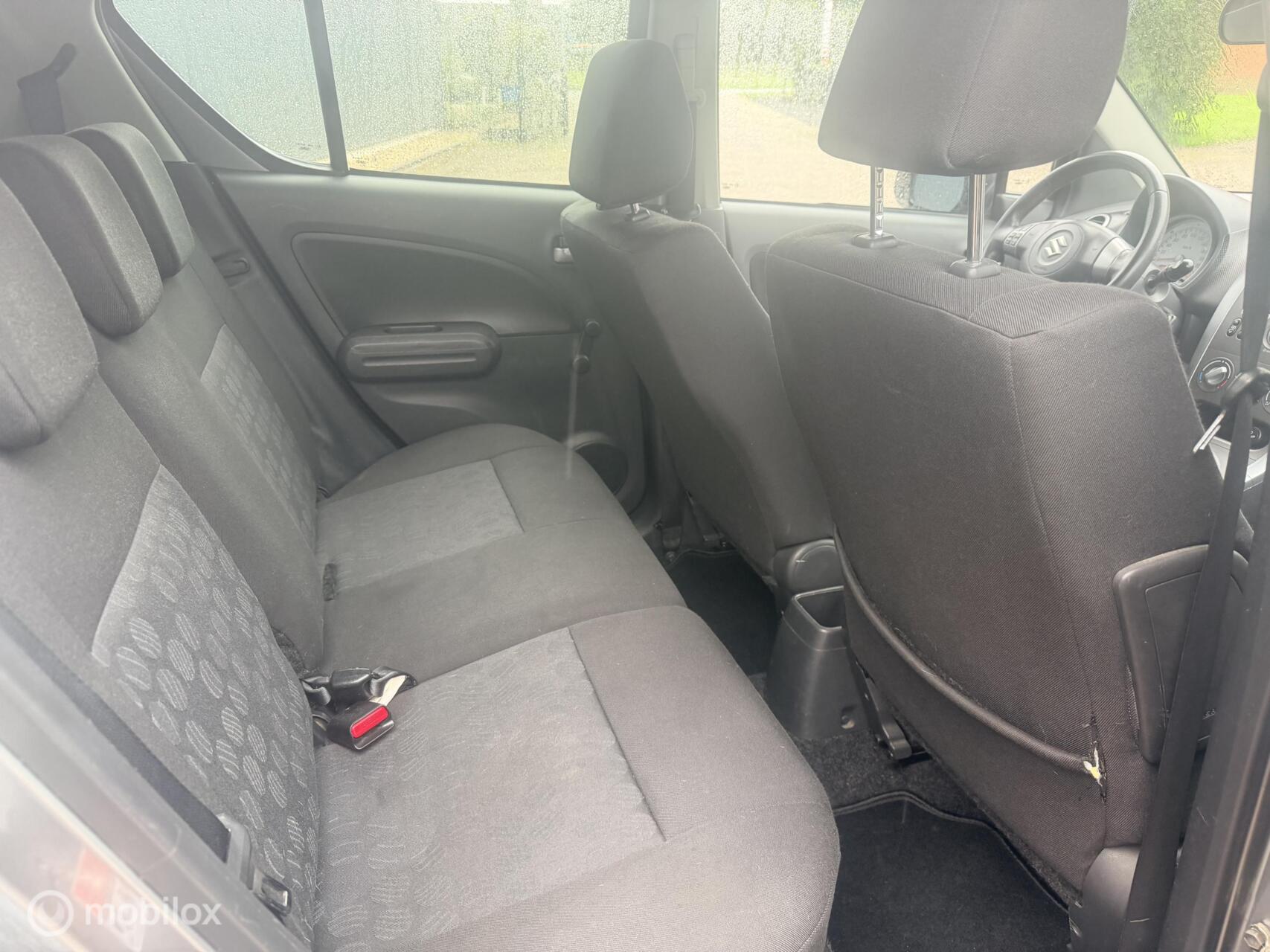 Foto van Suzuki Splash