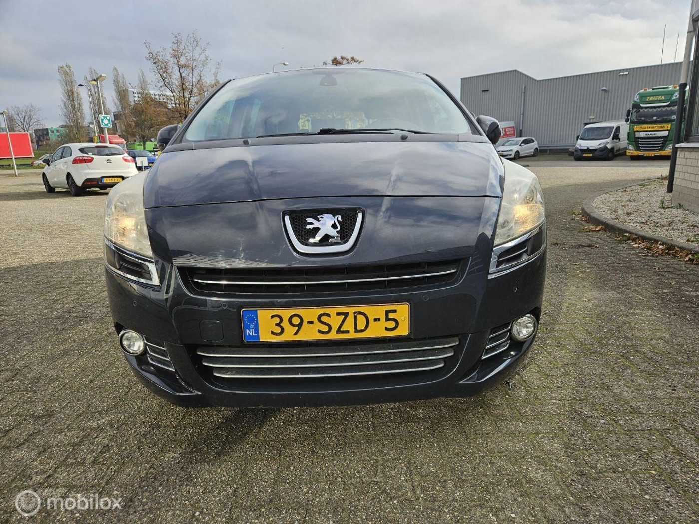 Foto van Peugeot 5008