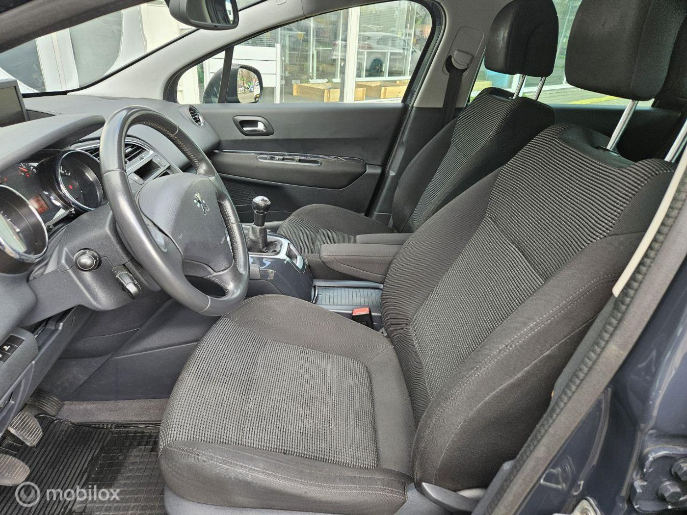 Foto van Peugeot 5008