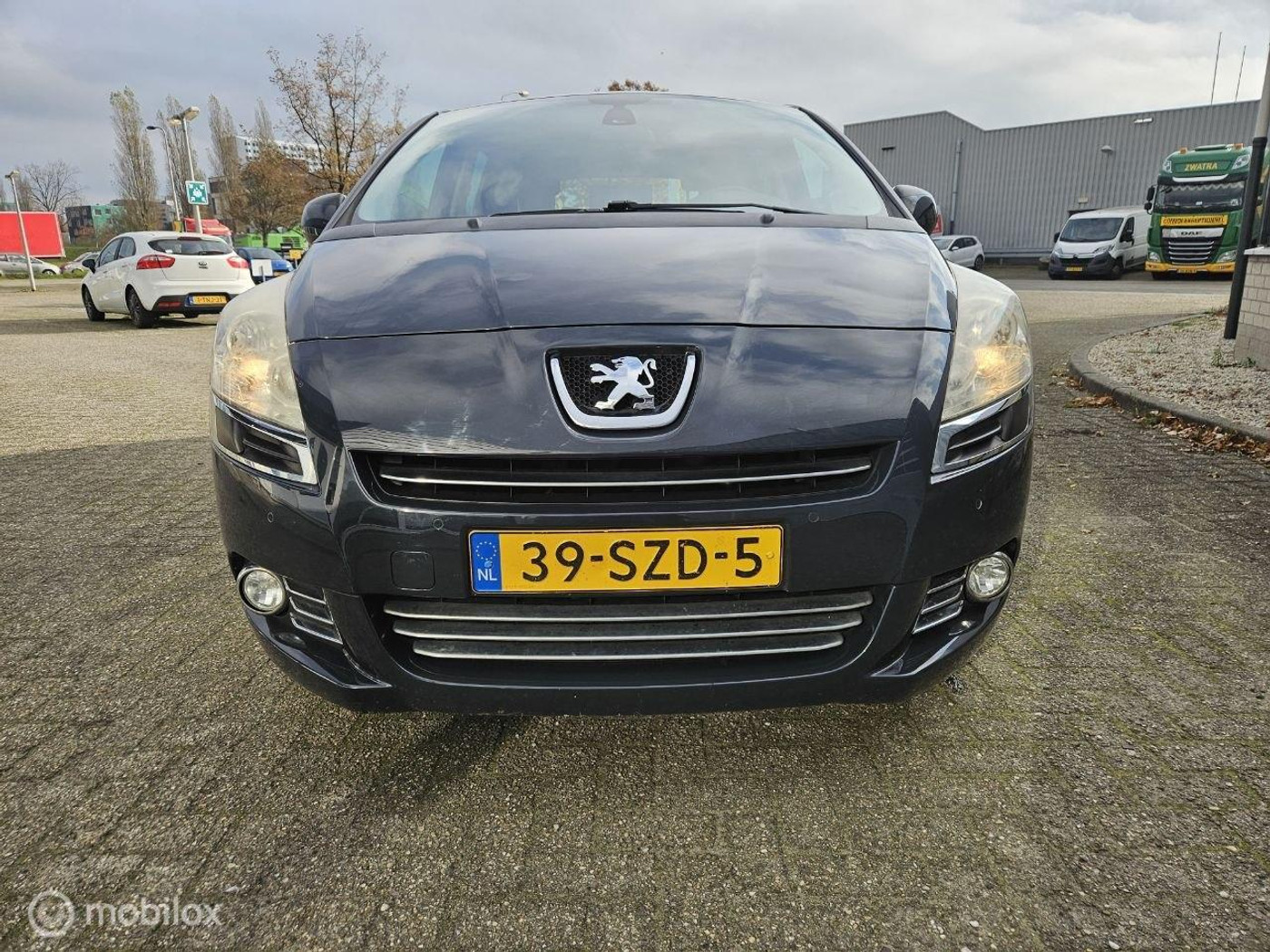 Foto van Peugeot 5008