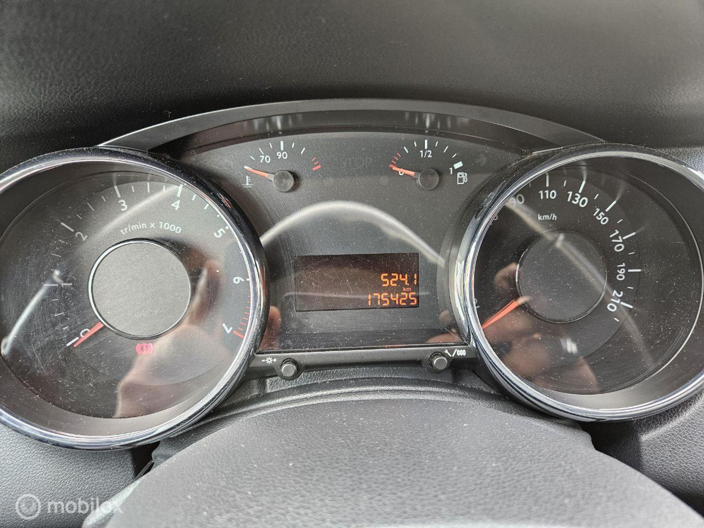 Foto van Peugeot 5008