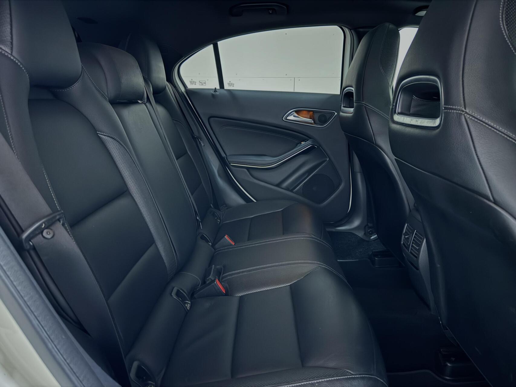 Foto van Mercedes-Benz A 200