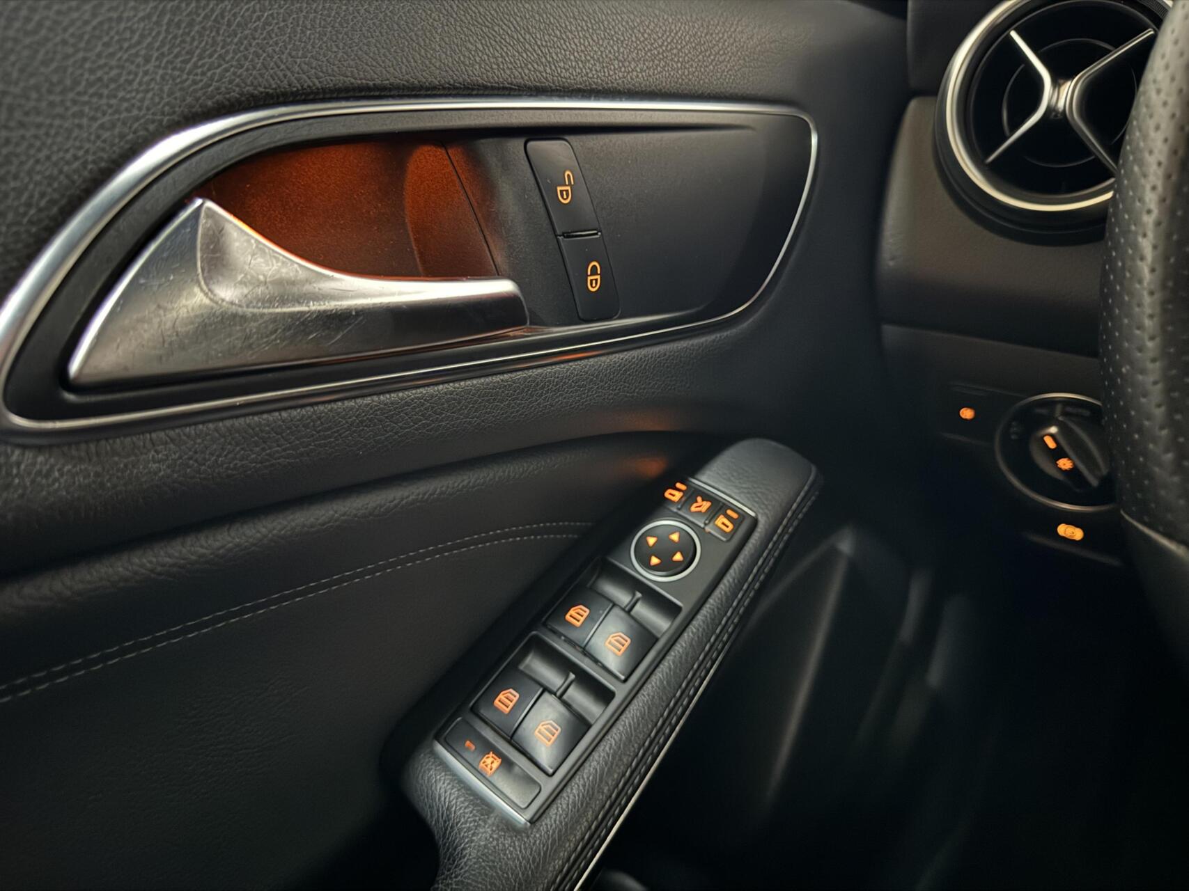 Foto van Mercedes-Benz A 200