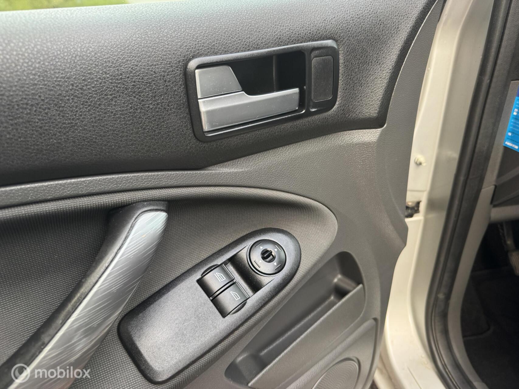 Foto van Ford C-max