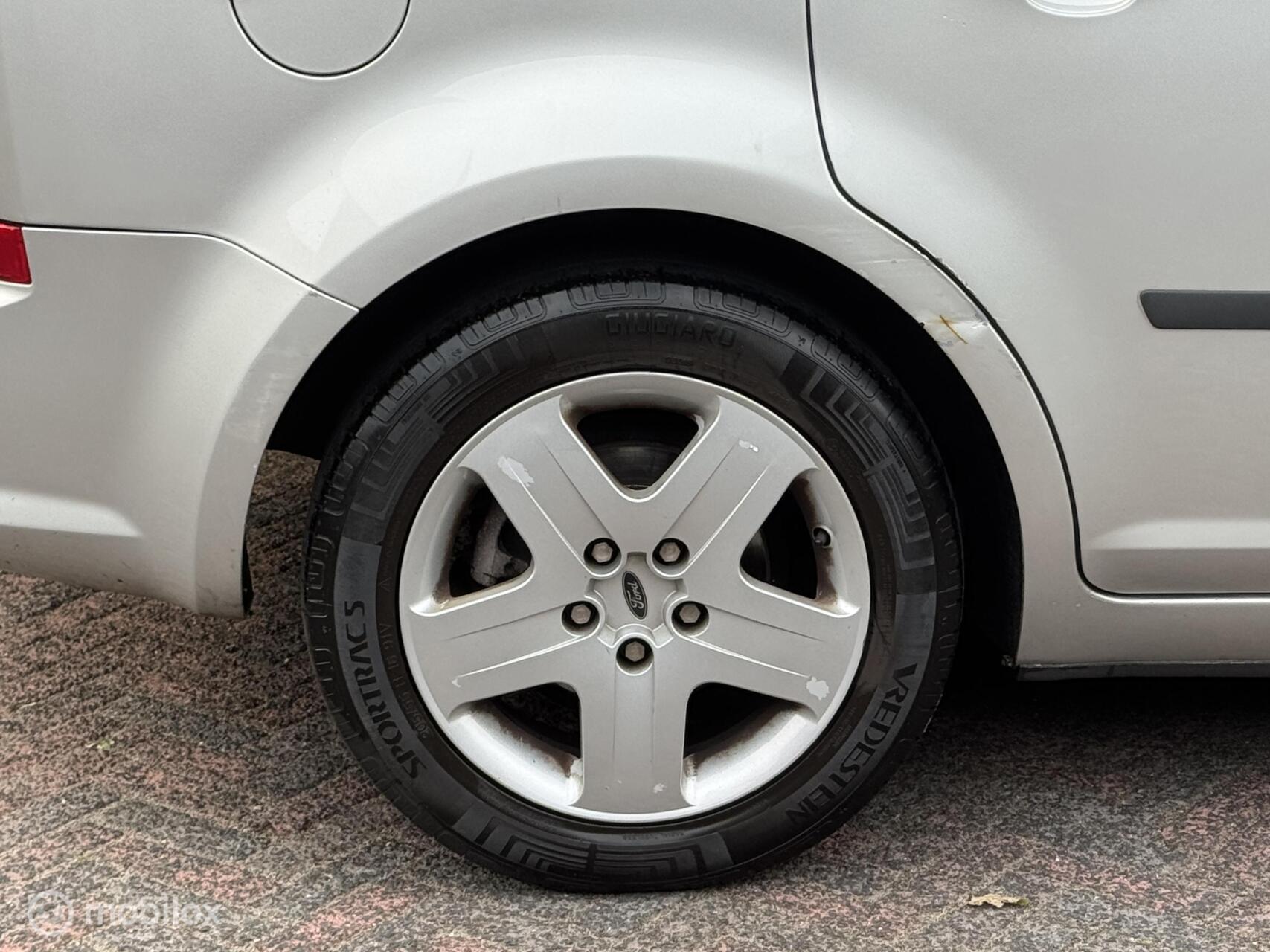 Foto van Ford C-max