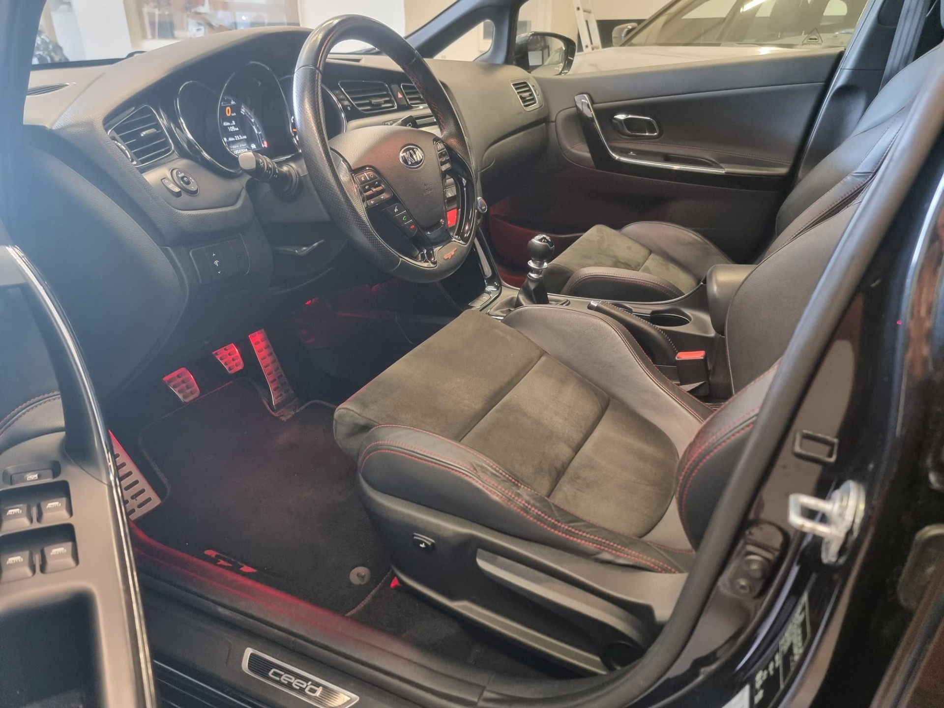 Foto van Kia Cee D
