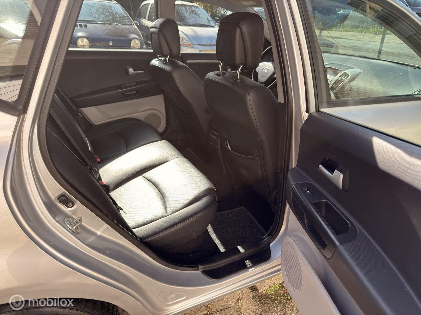 Foto van Kia Cee D