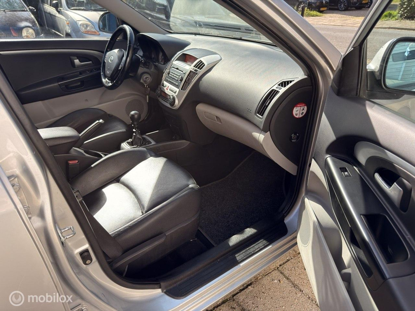 Foto van Kia Cee D