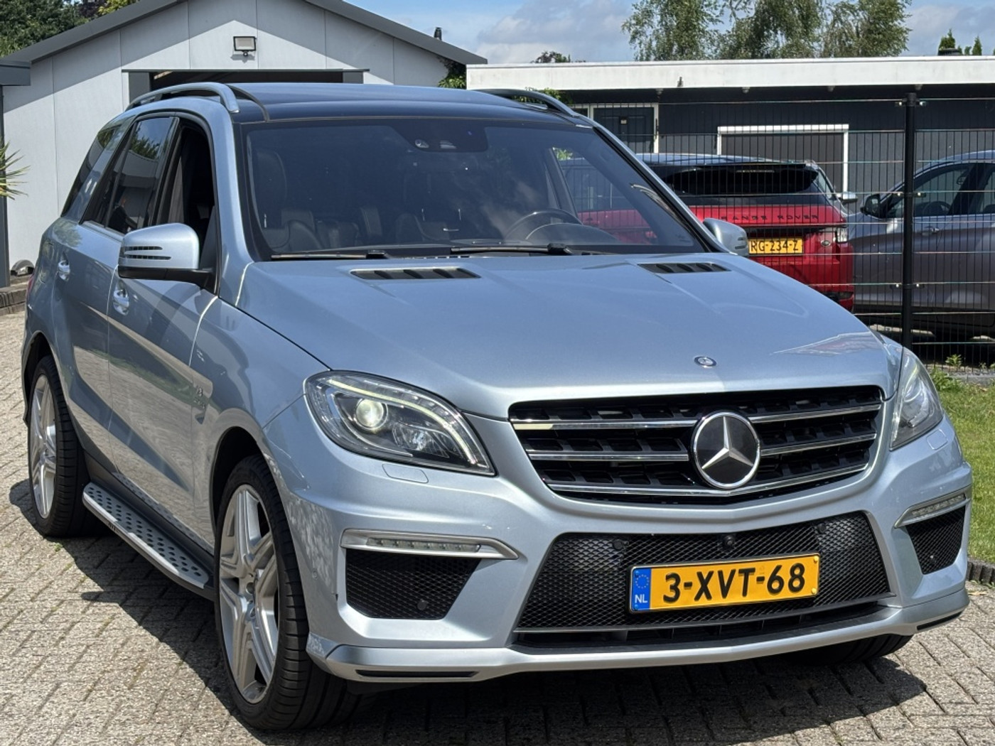 Foto van Mercedes-Benz ML 63 AMG