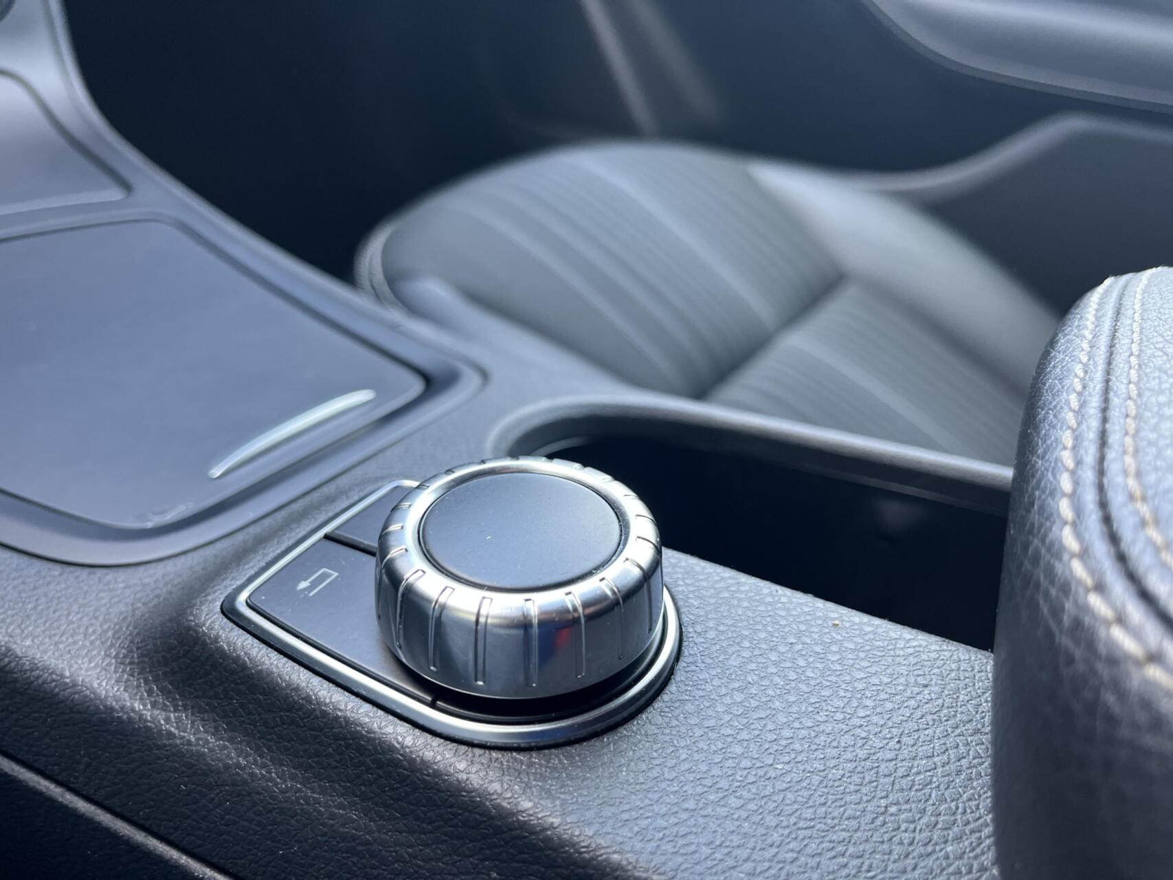 Foto van Mercedes-Benz B 180
