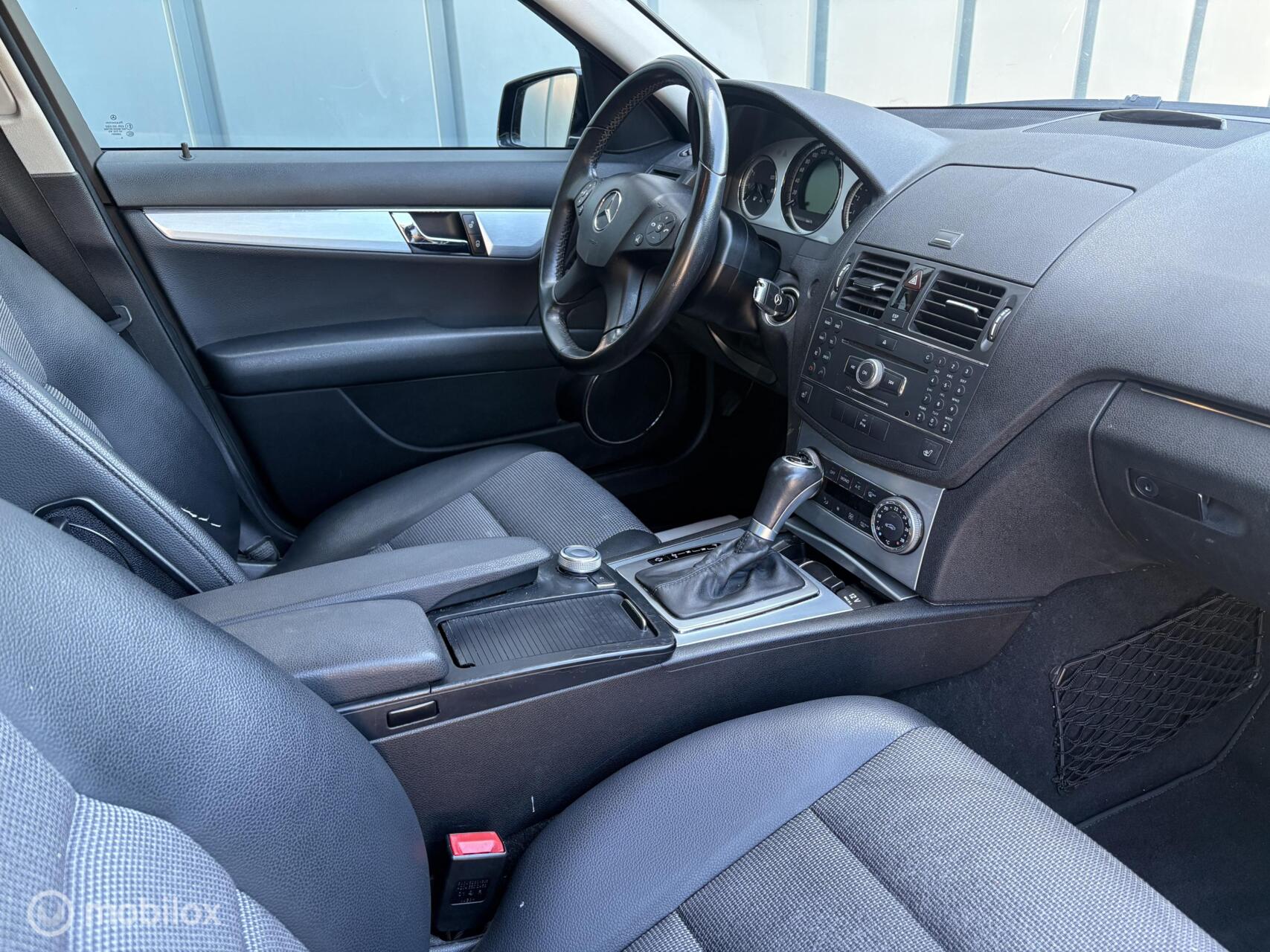 Foto van Mercedes-Benz C 280